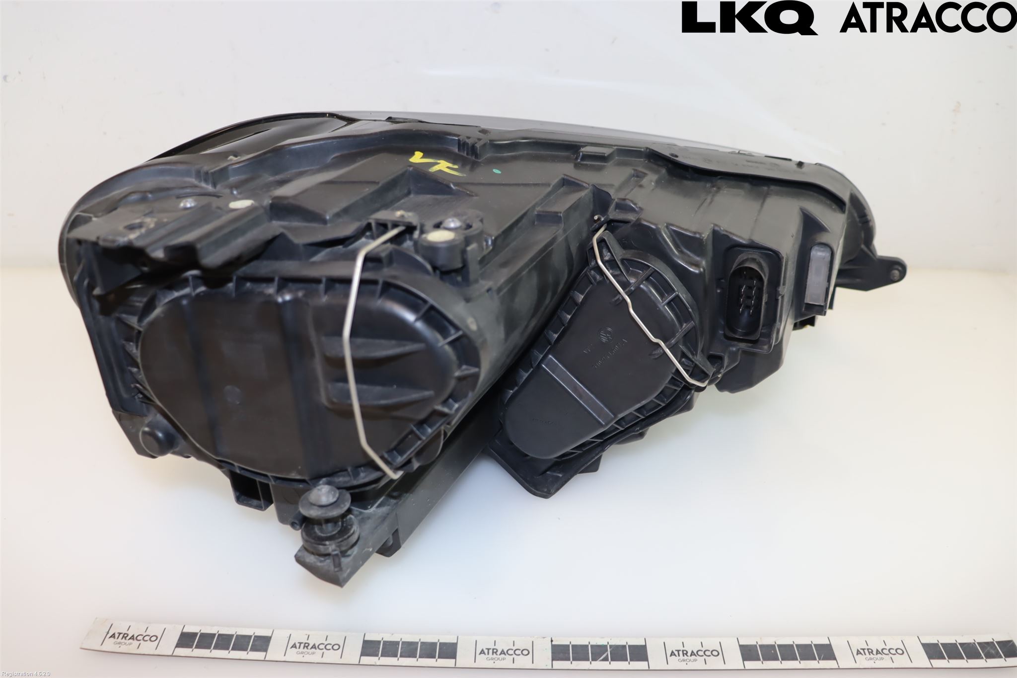 Volkswagen VW GOLF SPORTSVAN 15-20 Strålkastare Vänster