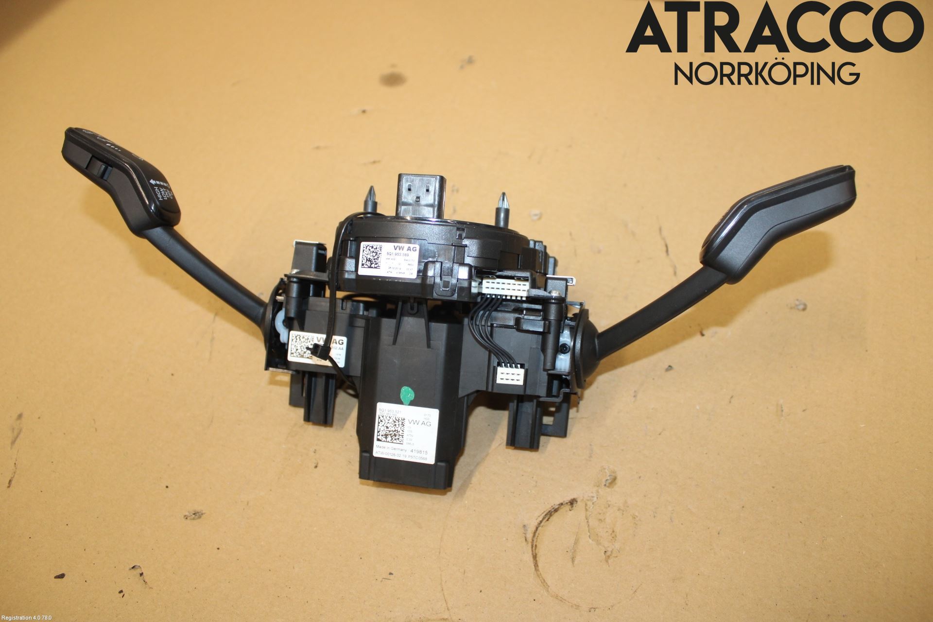 Volkswagen VW GOLF / E-GOLF VII 13-20 Spakcentral