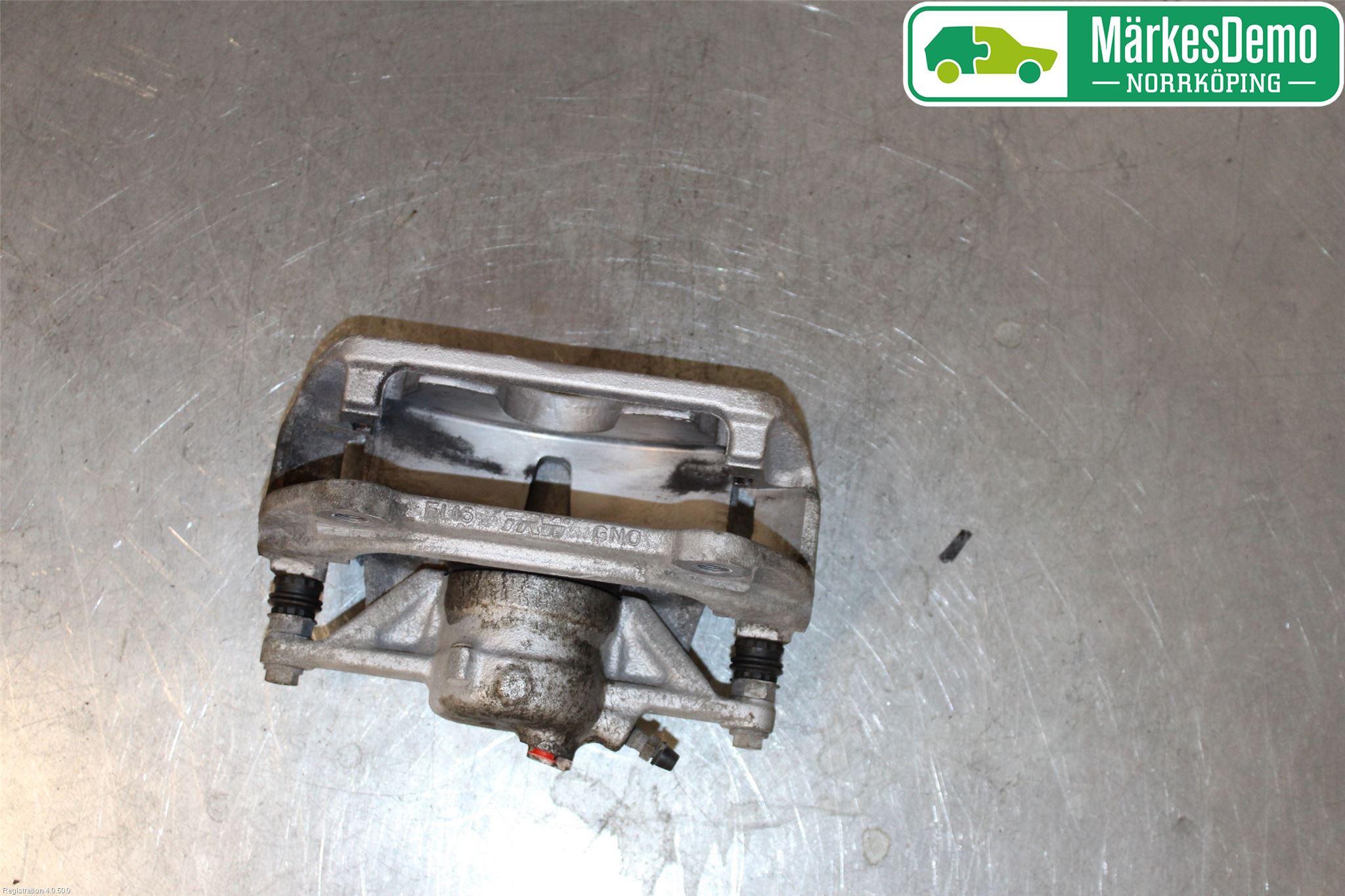 Seat TARRACO 19- Bromsok Fram Vänster