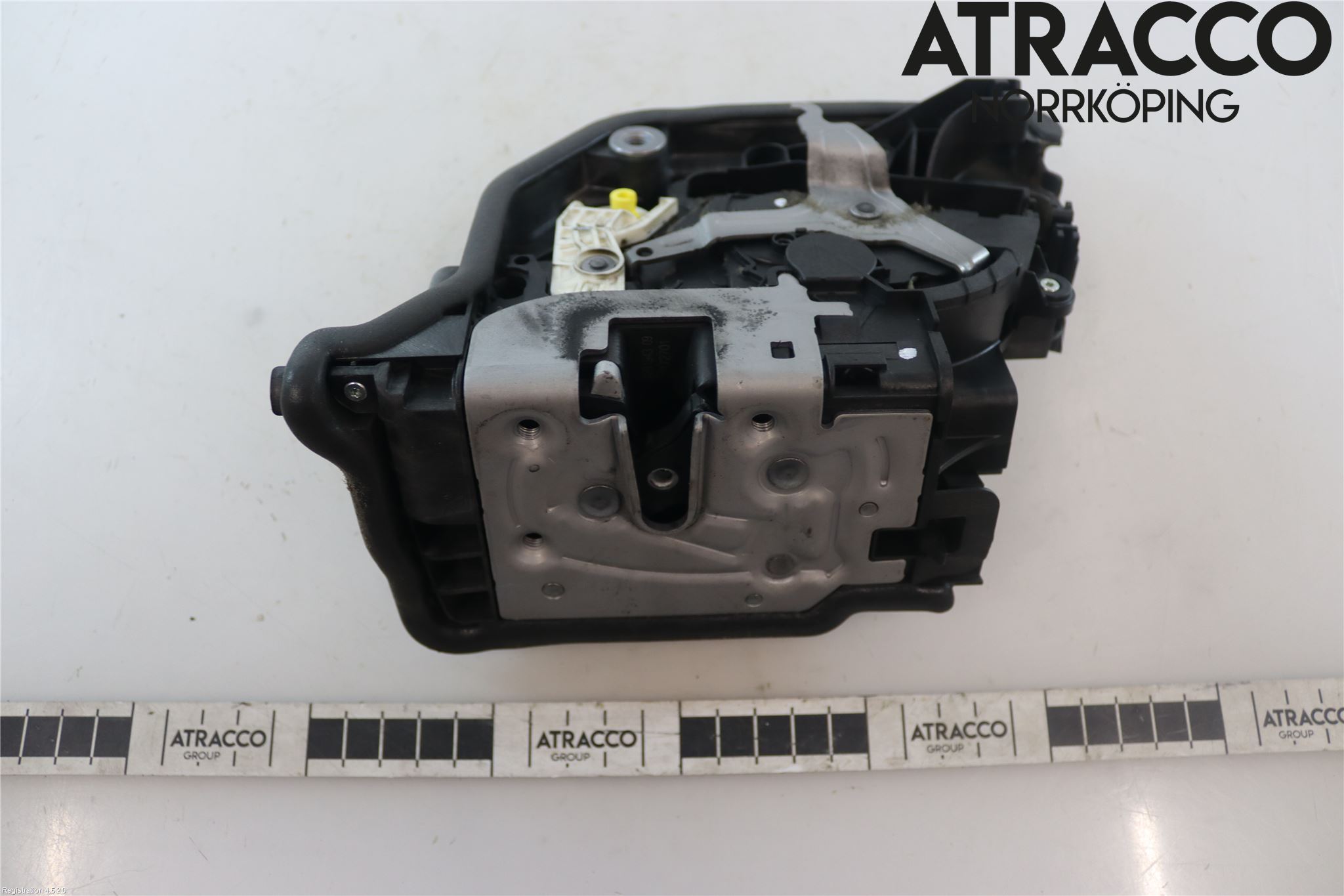 BMW 2 F46 GRAN TOURER 15-22 Låskista-Dörrlås