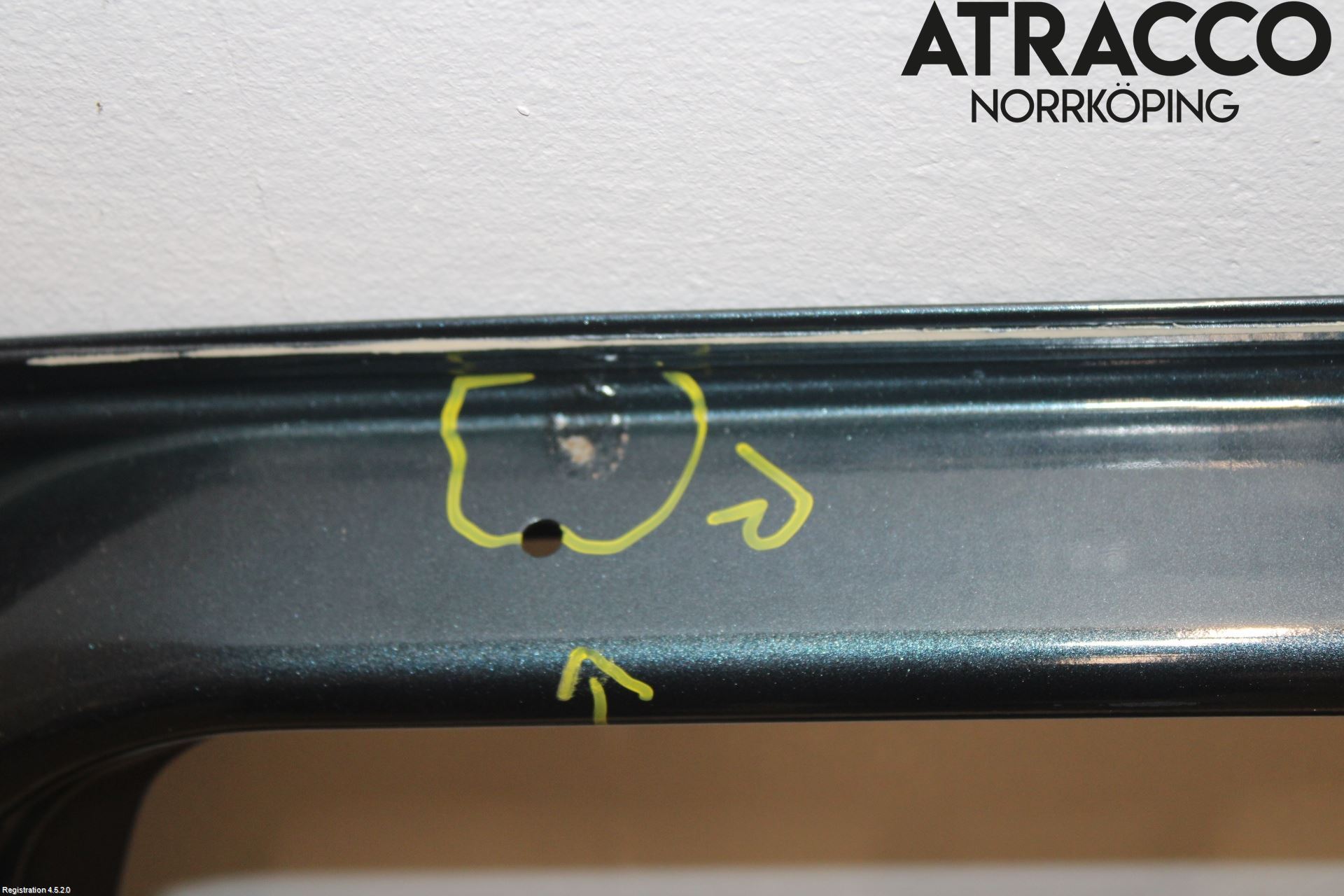 Nissan NOTE E11 06-14 Dörr Bak Vänster