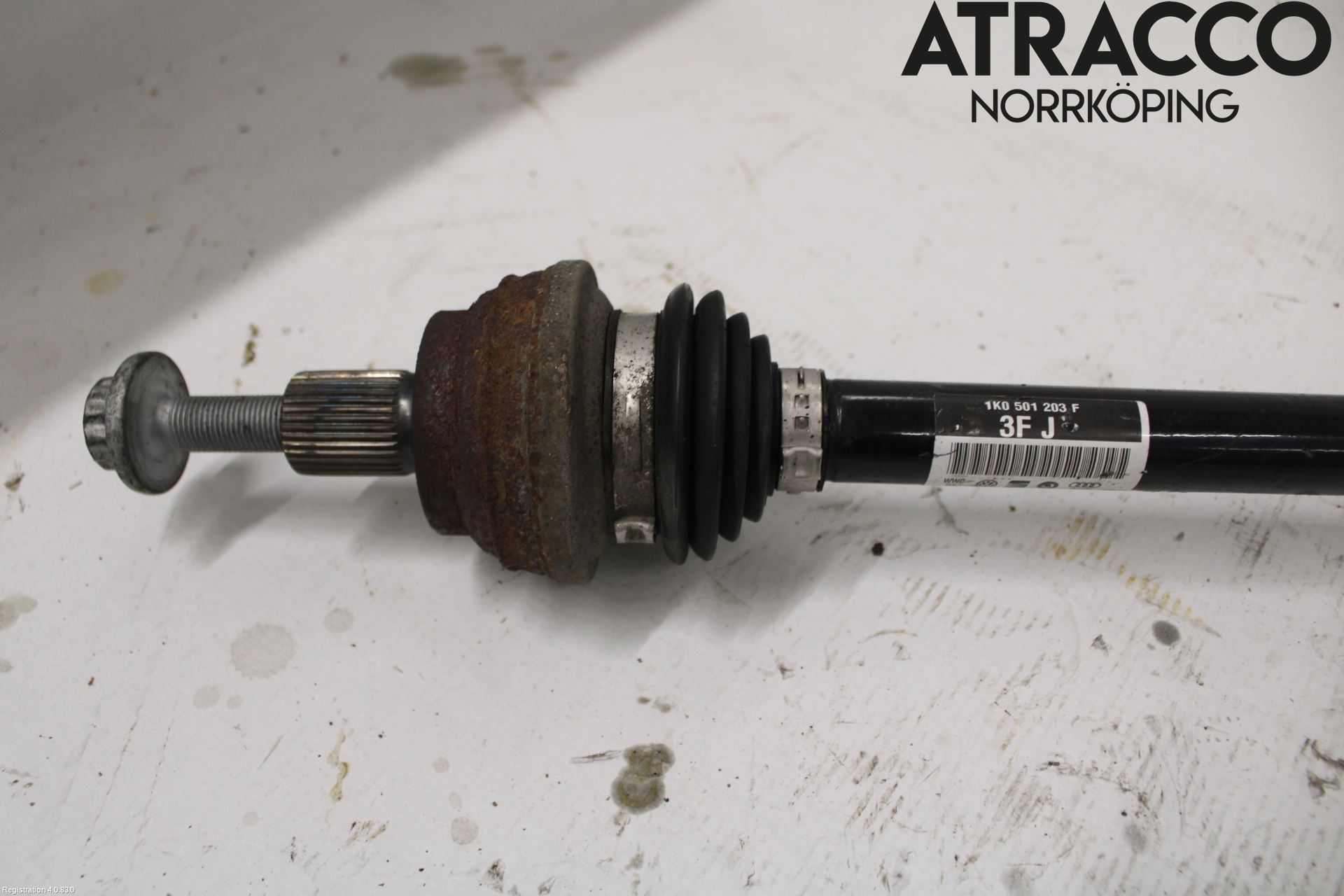 Audi Q3 8U 12-18 Drivaxel Bak Vänster