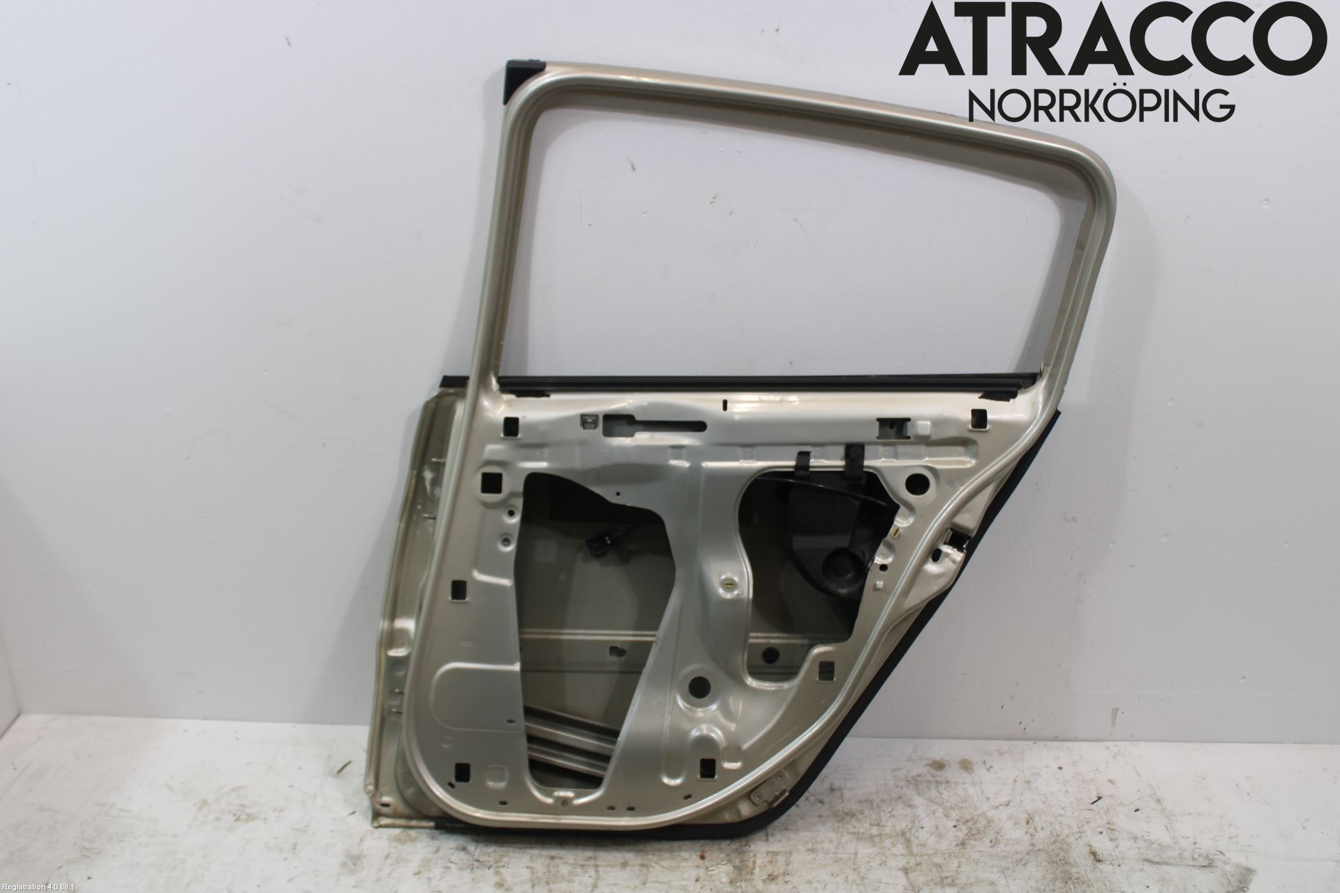 Renault MÉGANE II  06-08 Dörr Bak Höger