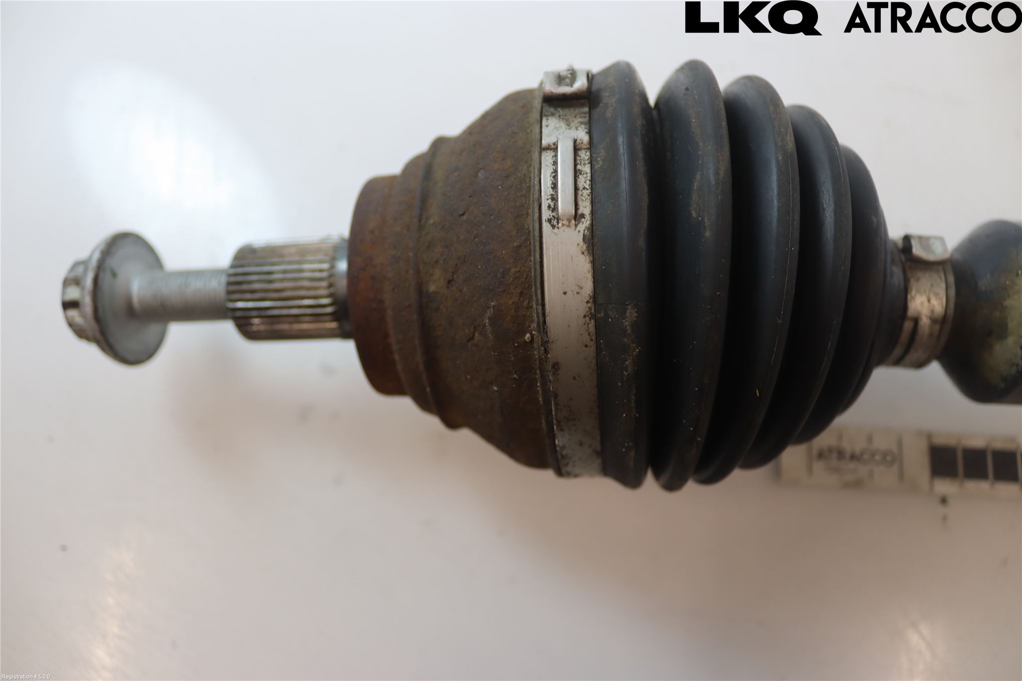 Skoda SUPERB 16-24 Drivaxel Fram Höger