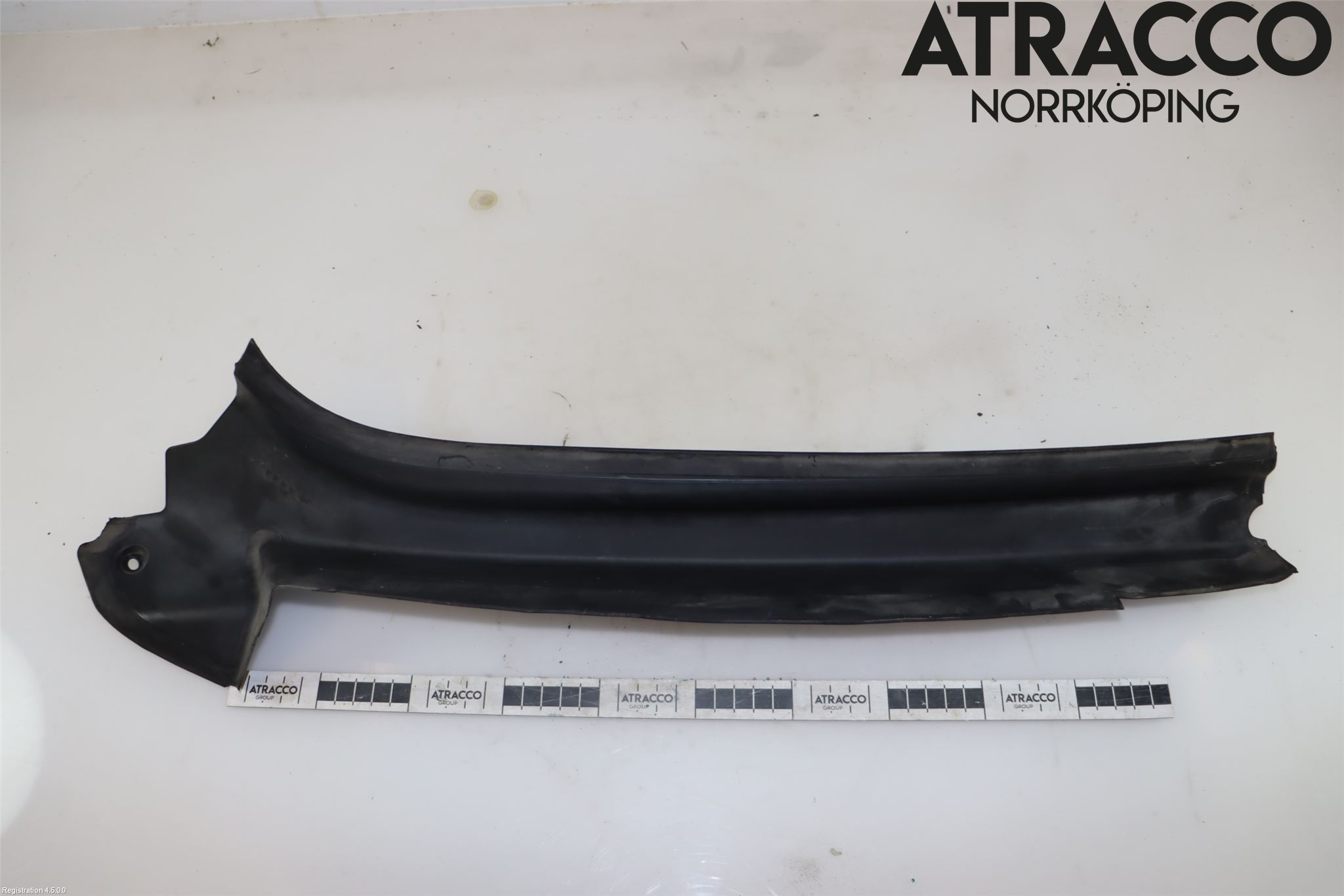Chevrolet SUBURBAN Spoiler Baklucka