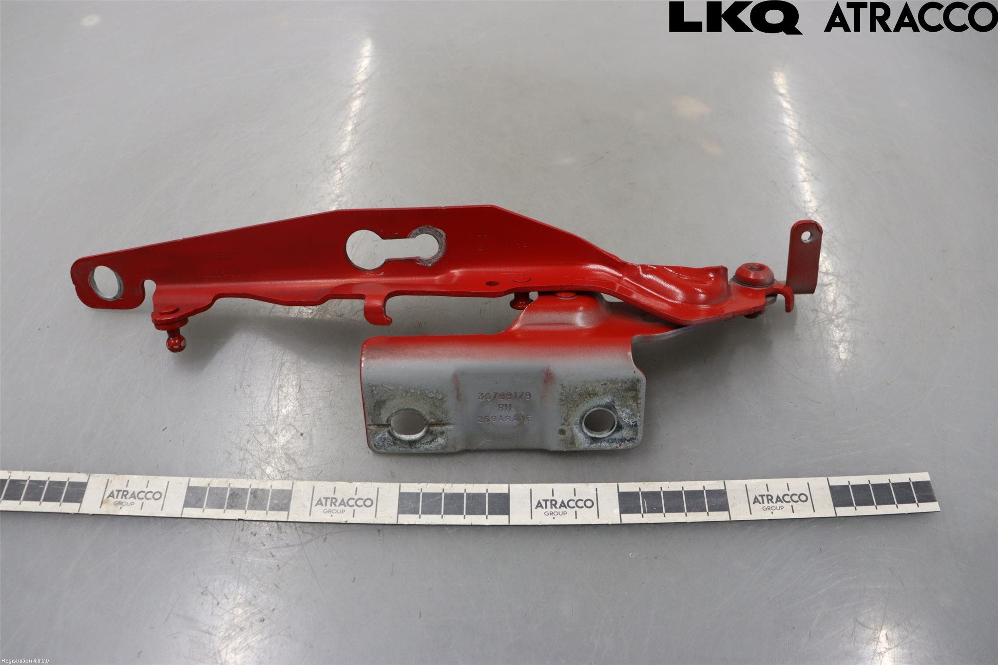 Volvo V60 11-13 Huvgångjärn