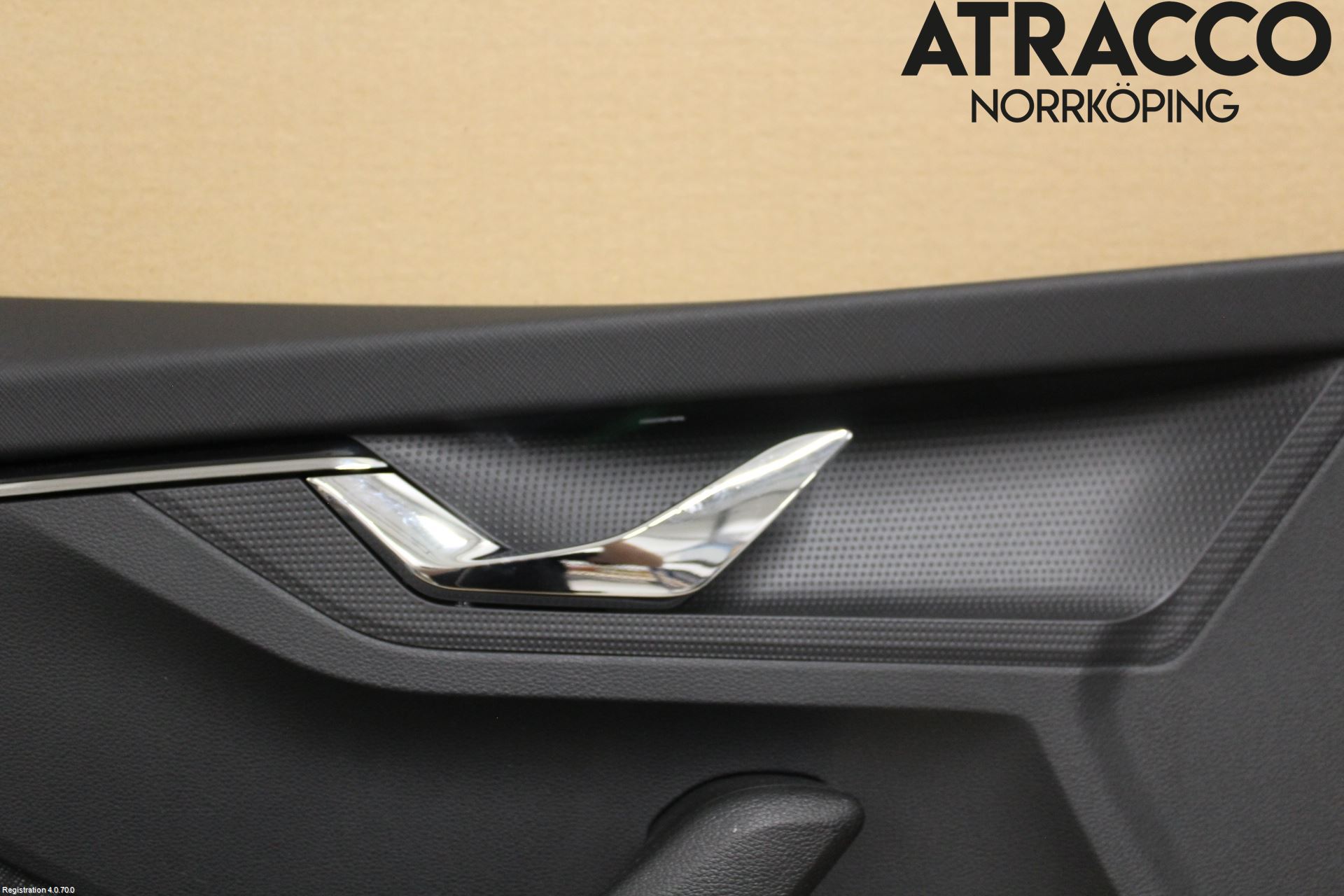 Skoda KAMIQ 20- Dörrklädsel Vä