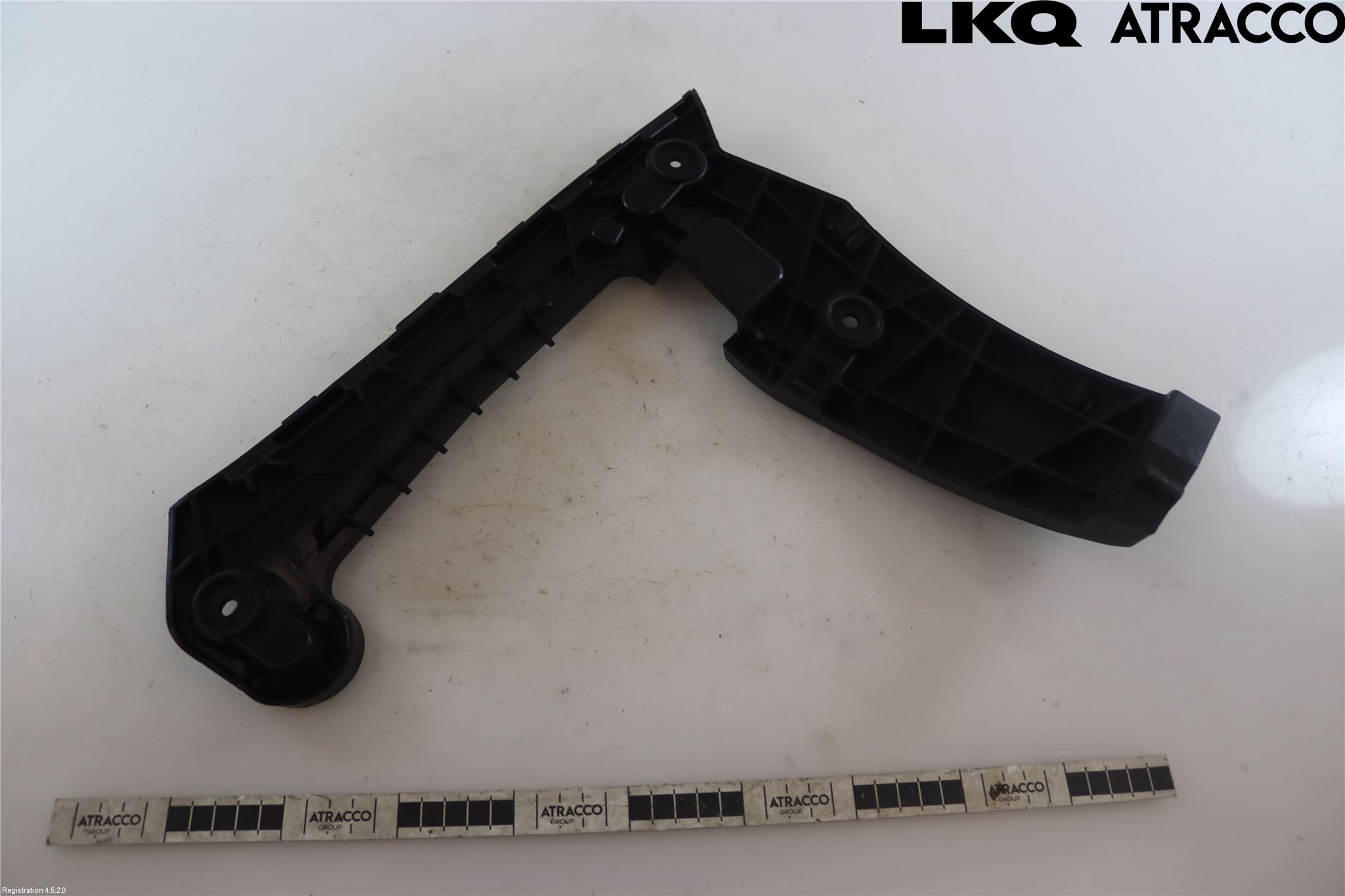 Audi A4/S4 B9 20- Stötfångarfäste Bak Vä