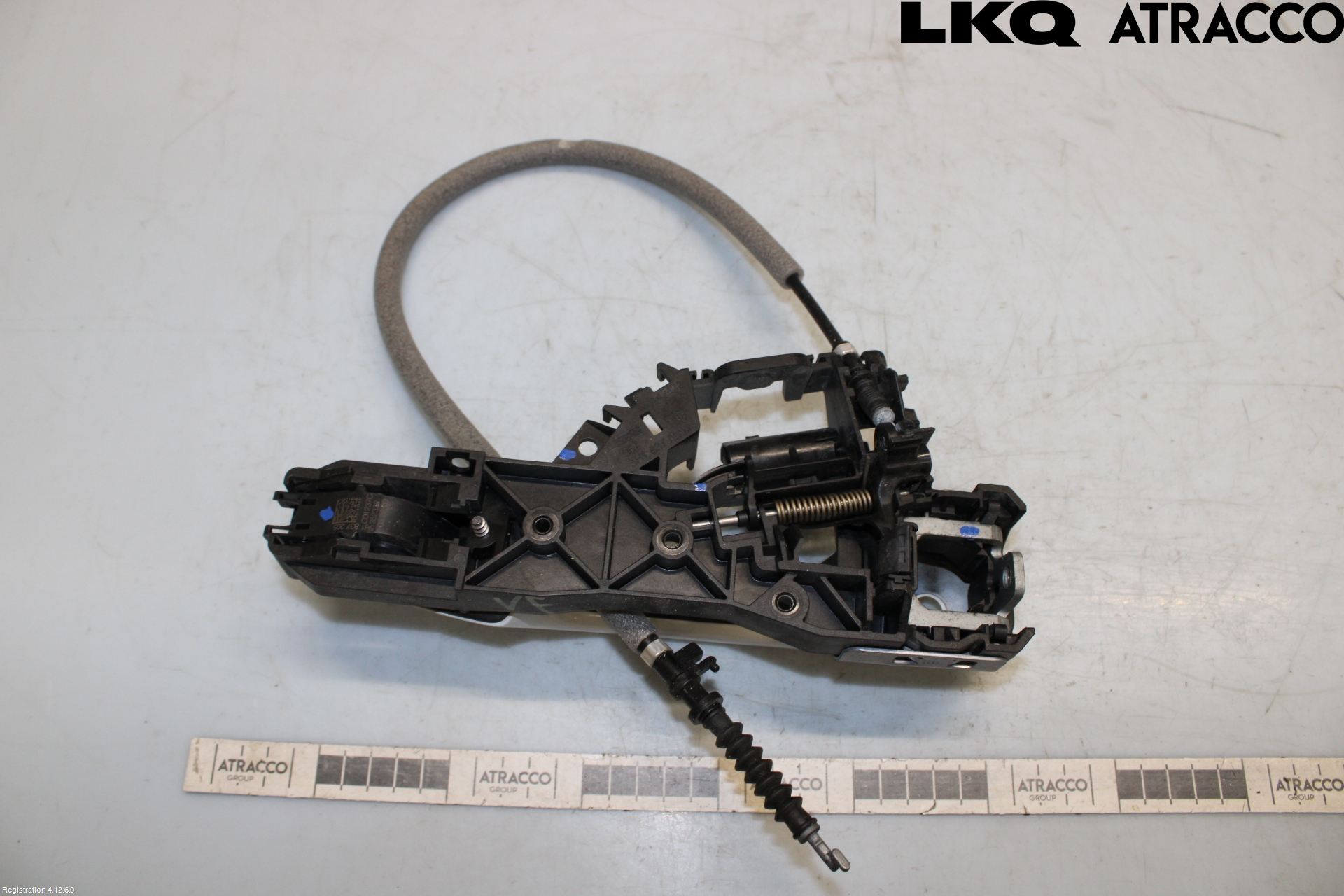 Cupra BORN 22- Dörrhandtag Yttre Vä