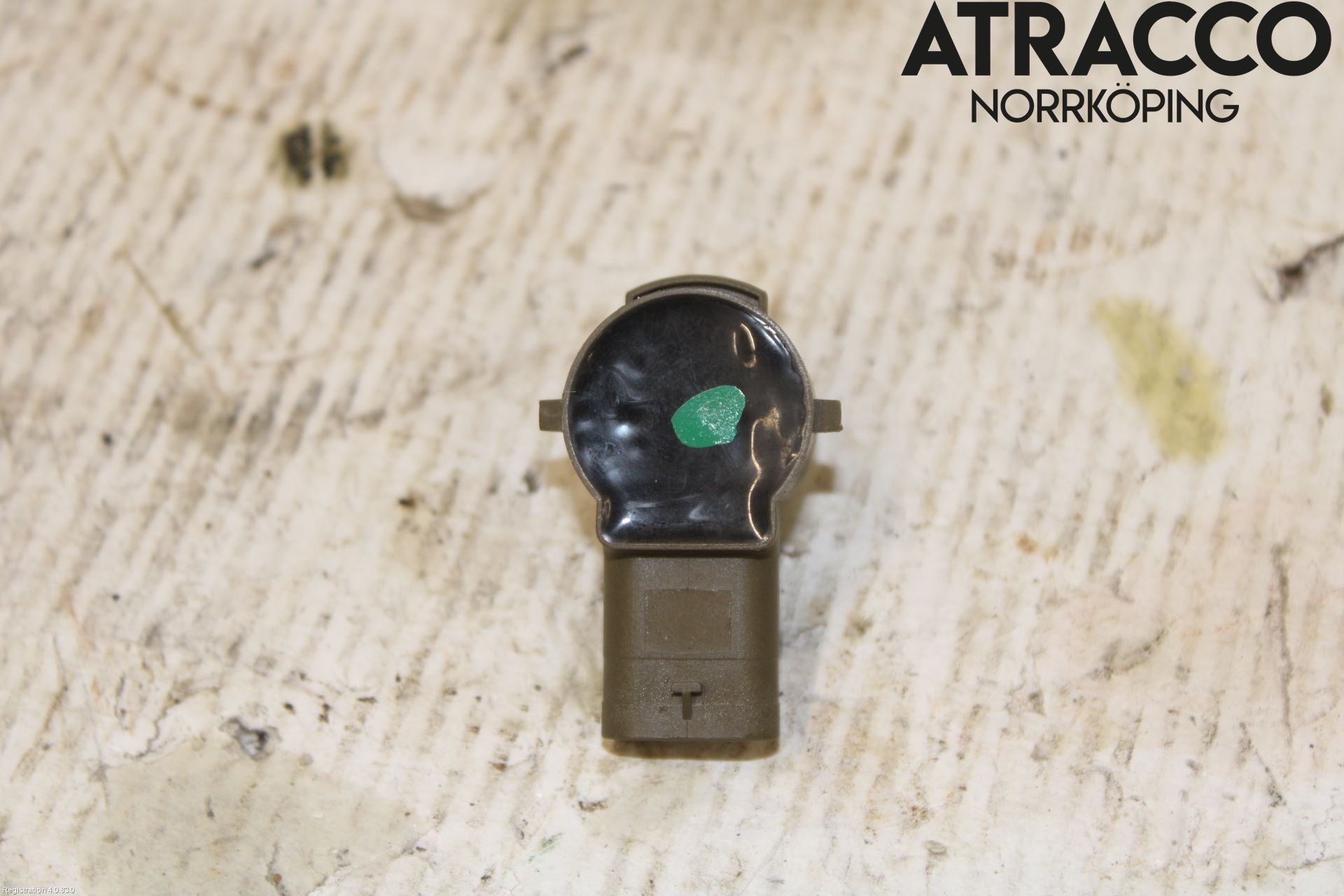 Jaguar I-PACE 18- Parkeringshjälp Frontsensor