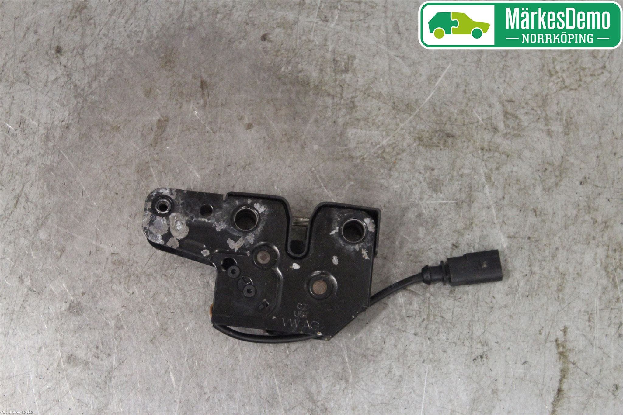 Skoda PRAKTIK Huvlås