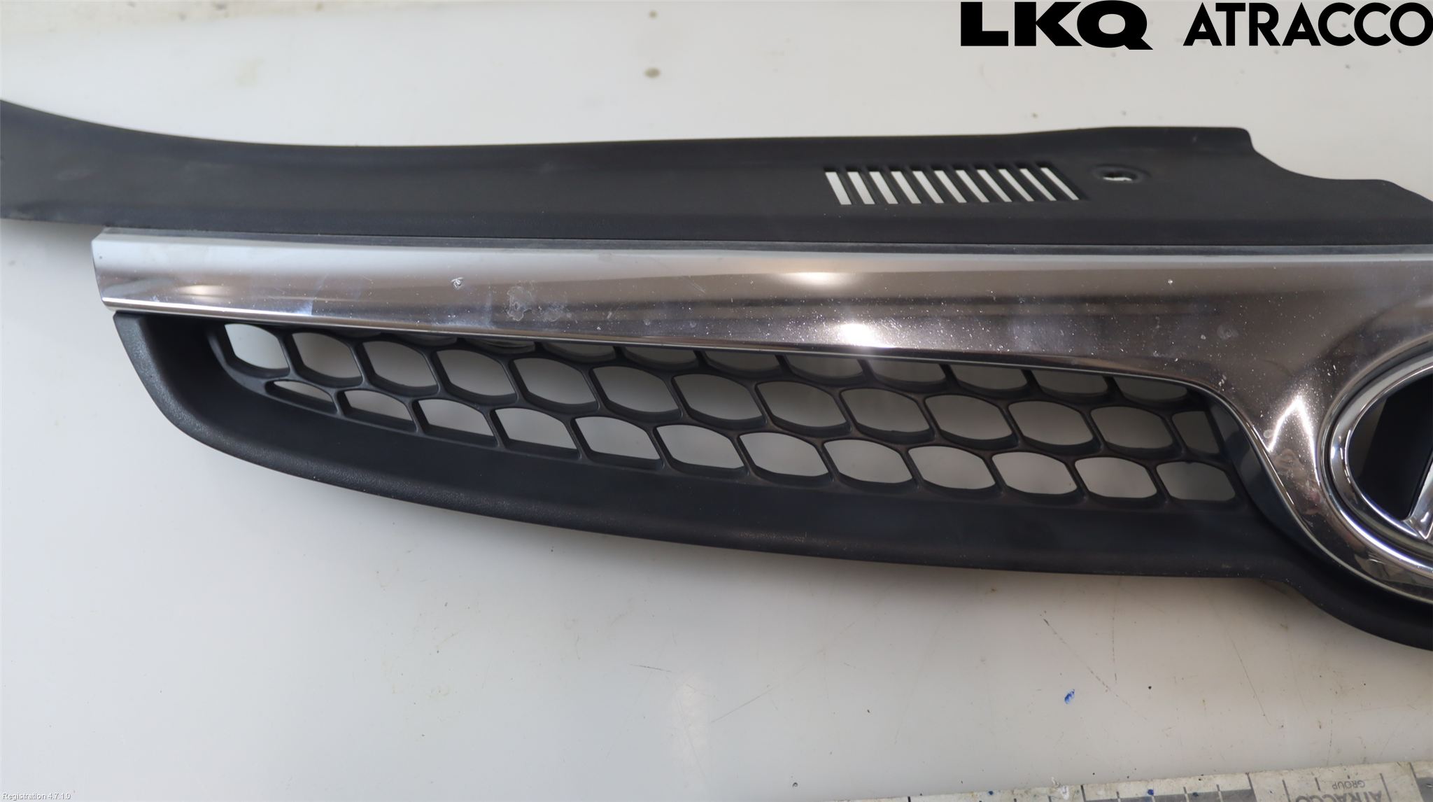 Hyundai i30 FD 07-12 Grill Komp