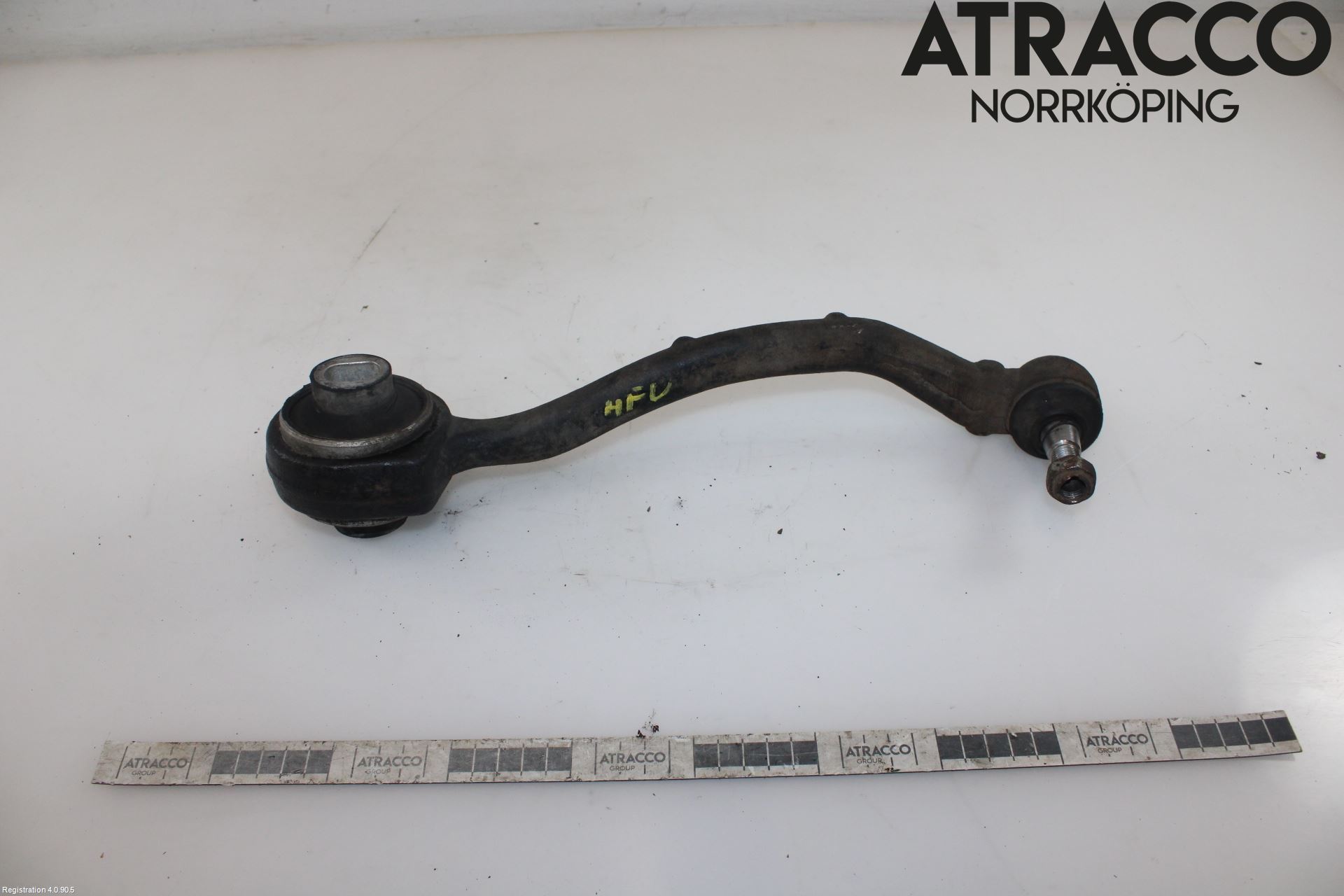 Mercedes-Benz MB C (203) 00-07 Bärarm Fram Undre Hö
