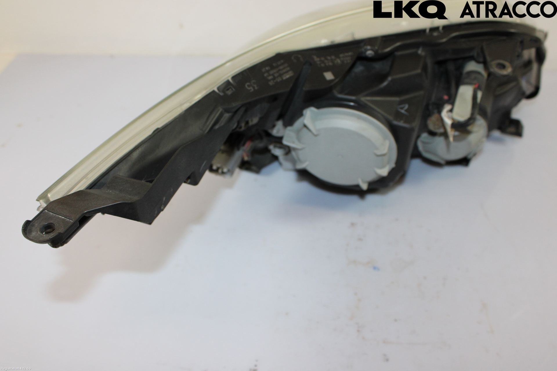 Toyota AVENSIS 09-15 Strålkastare Vänster