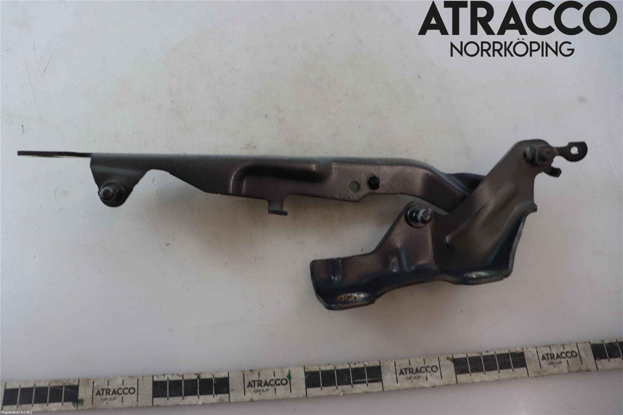 Volvo S80 07-13 Huvgångjärn