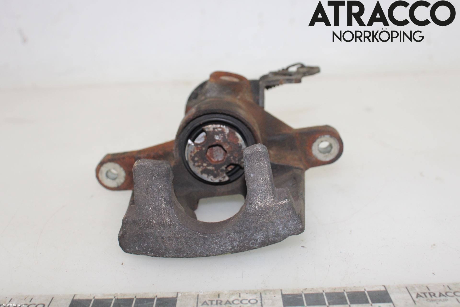 Ford MONDEO     01-06 Bromsok Bak Vänster