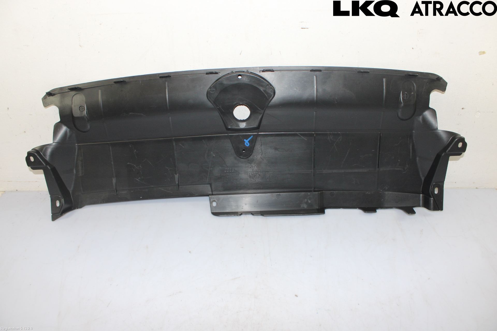 Audi A6/S6 E-TRON 24- Täckplast Front