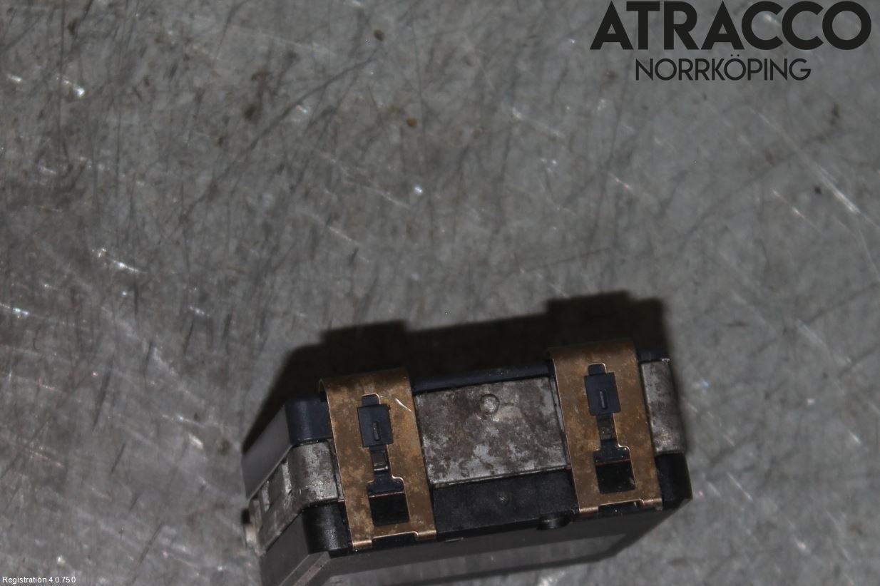 Volkswagen VW GOLF / E-GOLF VII 13-20 Sensor Aktivt Kollisionsskydd