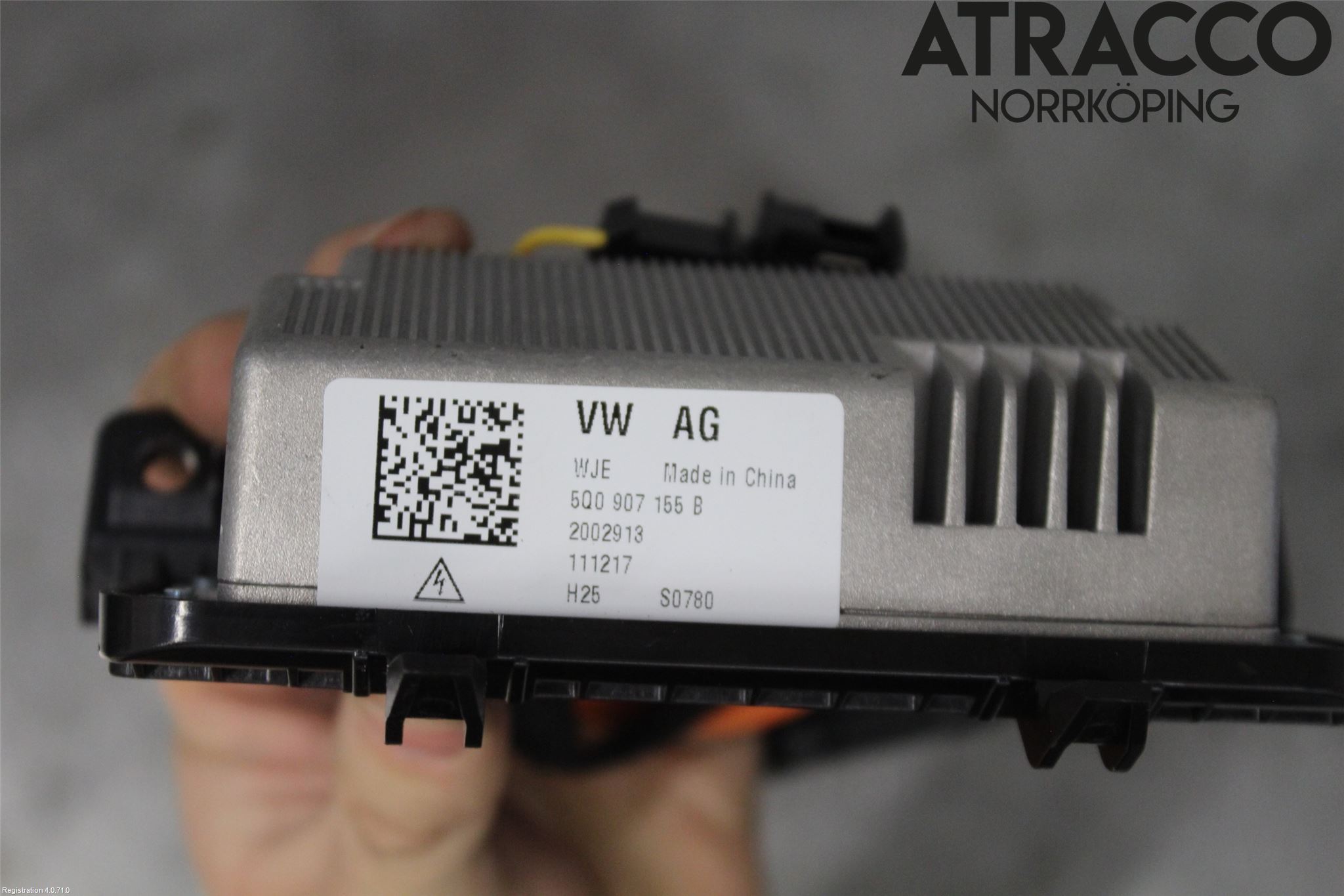 Skoda OCTAVIA (5E) 13-20 Inverter 12 -> 220 V
