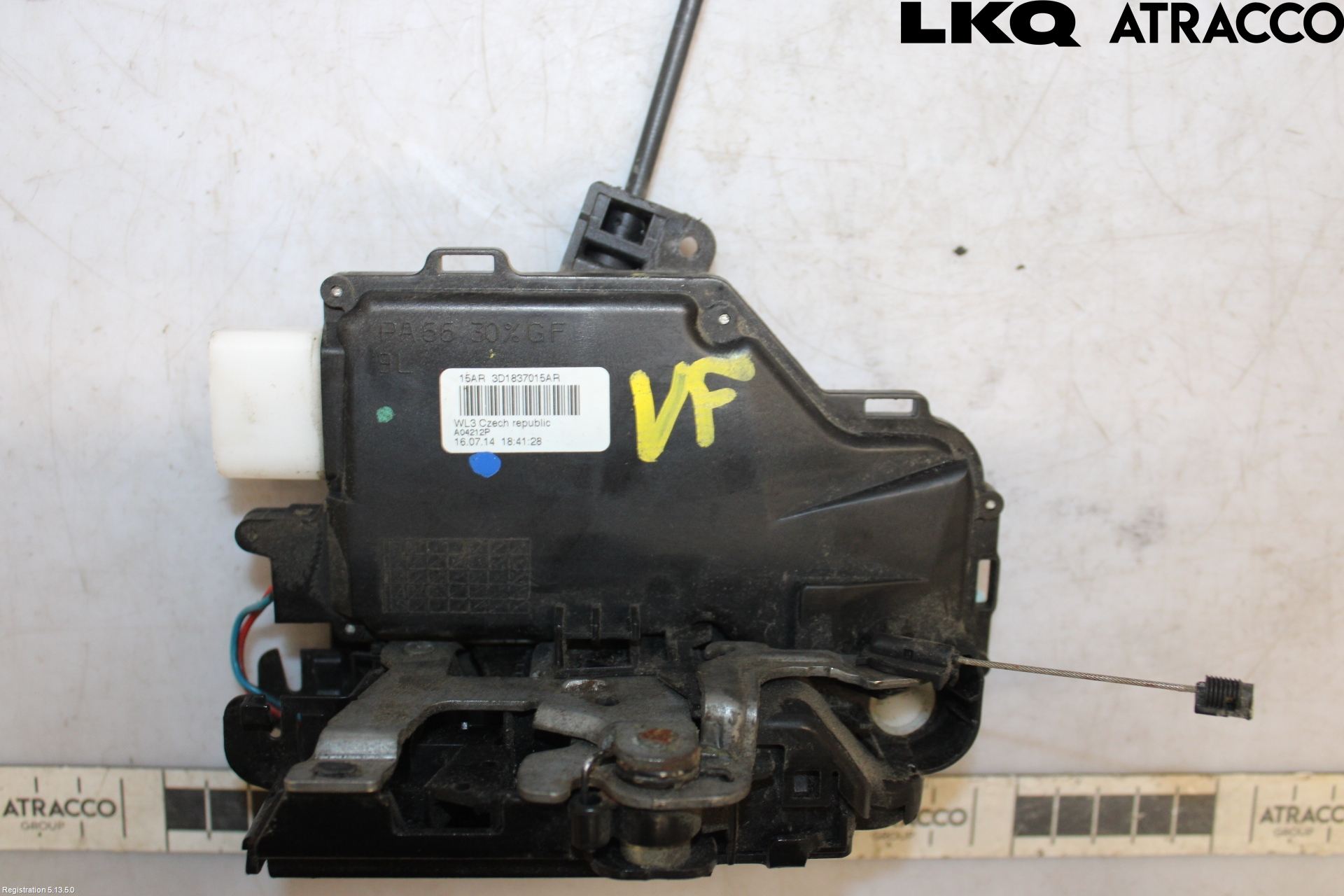 Volkswagen VW CADDY      04-10 Låskista-Dörrlås