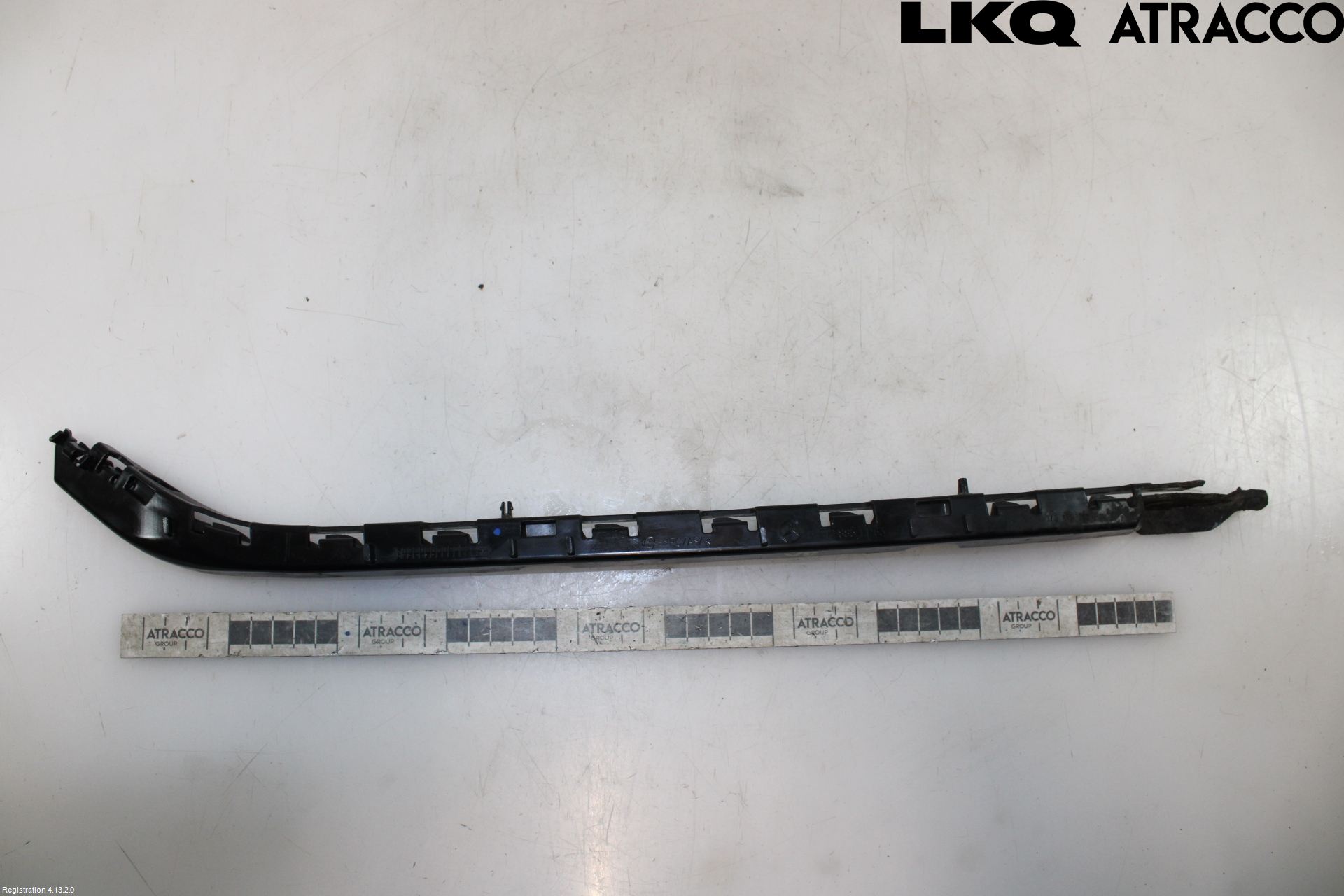 Mercedes-Benz MB E-KLASS (W212) 09-16 Stötfångarfäste Bak Vä