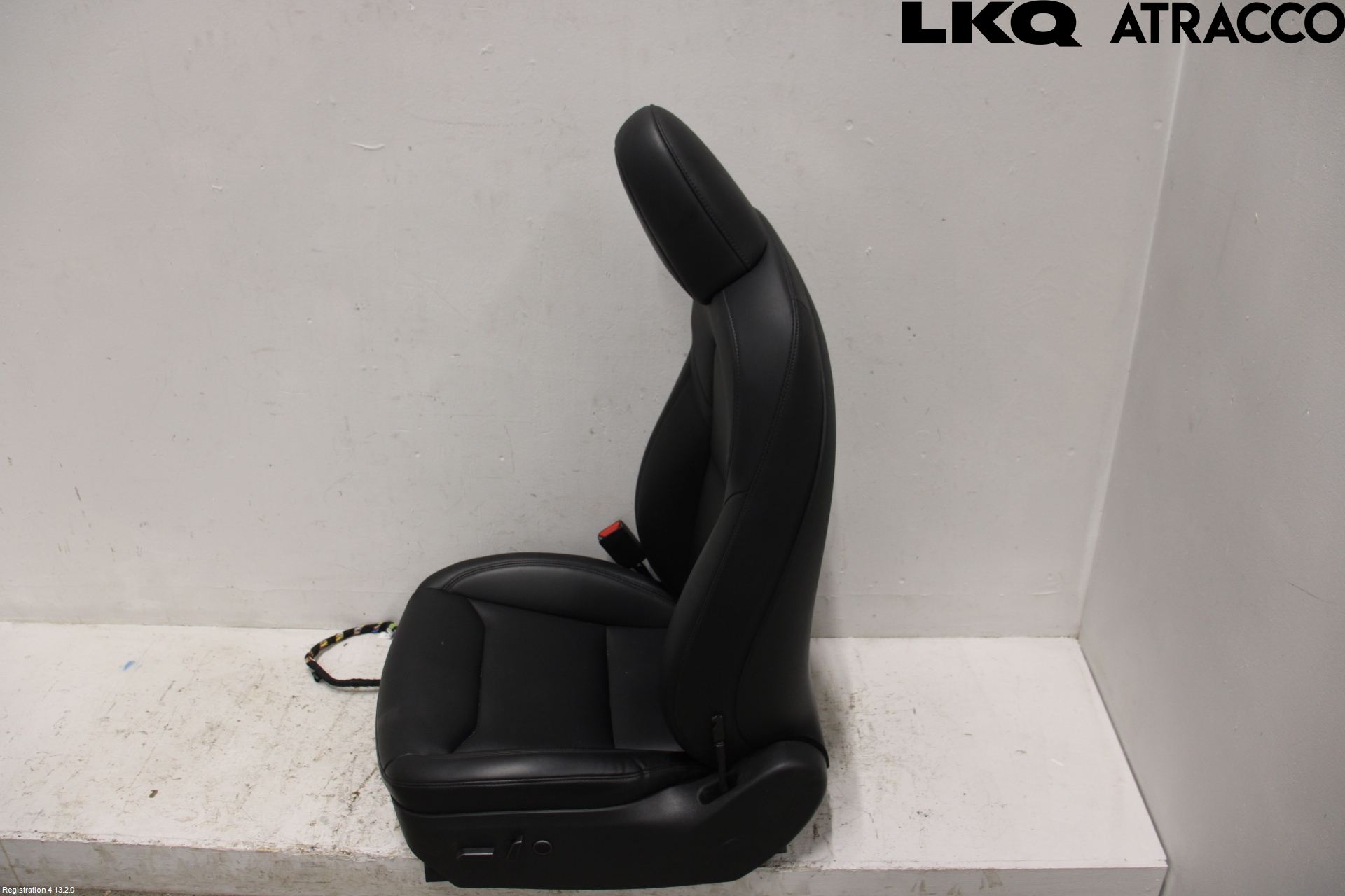 Tesla MODEL Y 21- Inredning Stol Fram Vä
