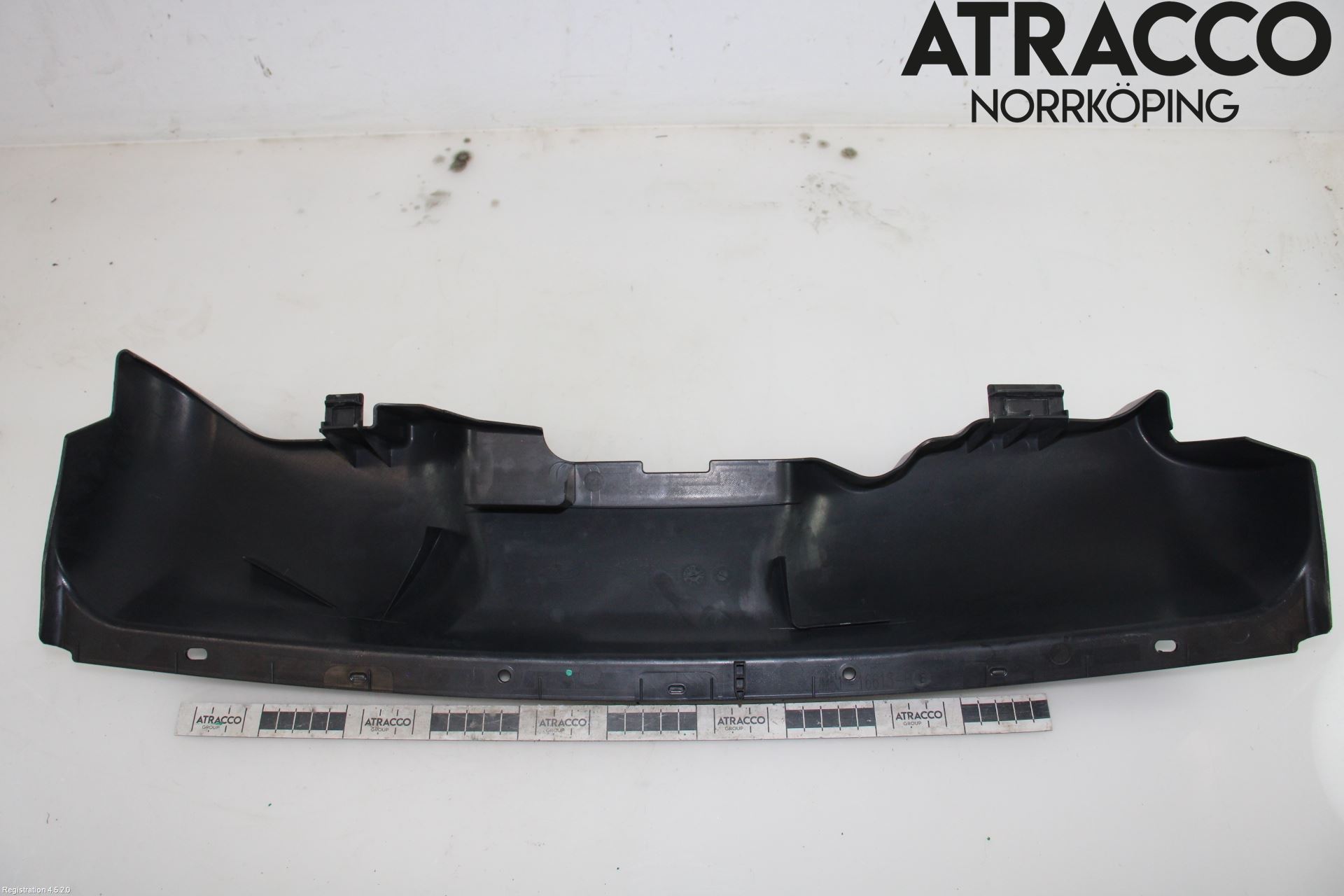 Ford FOCUS     04-07 Deflektor Plåt-Plast Kylning