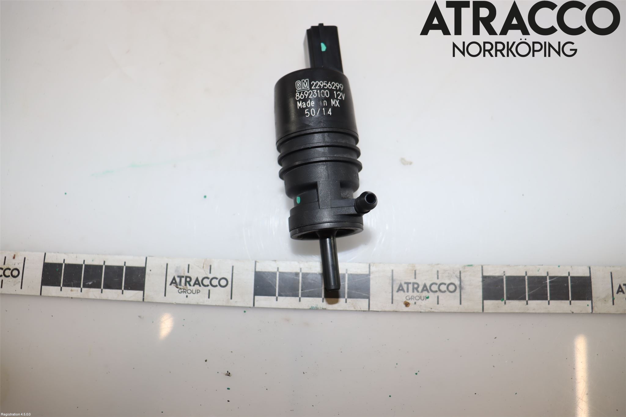 Chevrolet SUBURBAN Spolarpump Vindruta