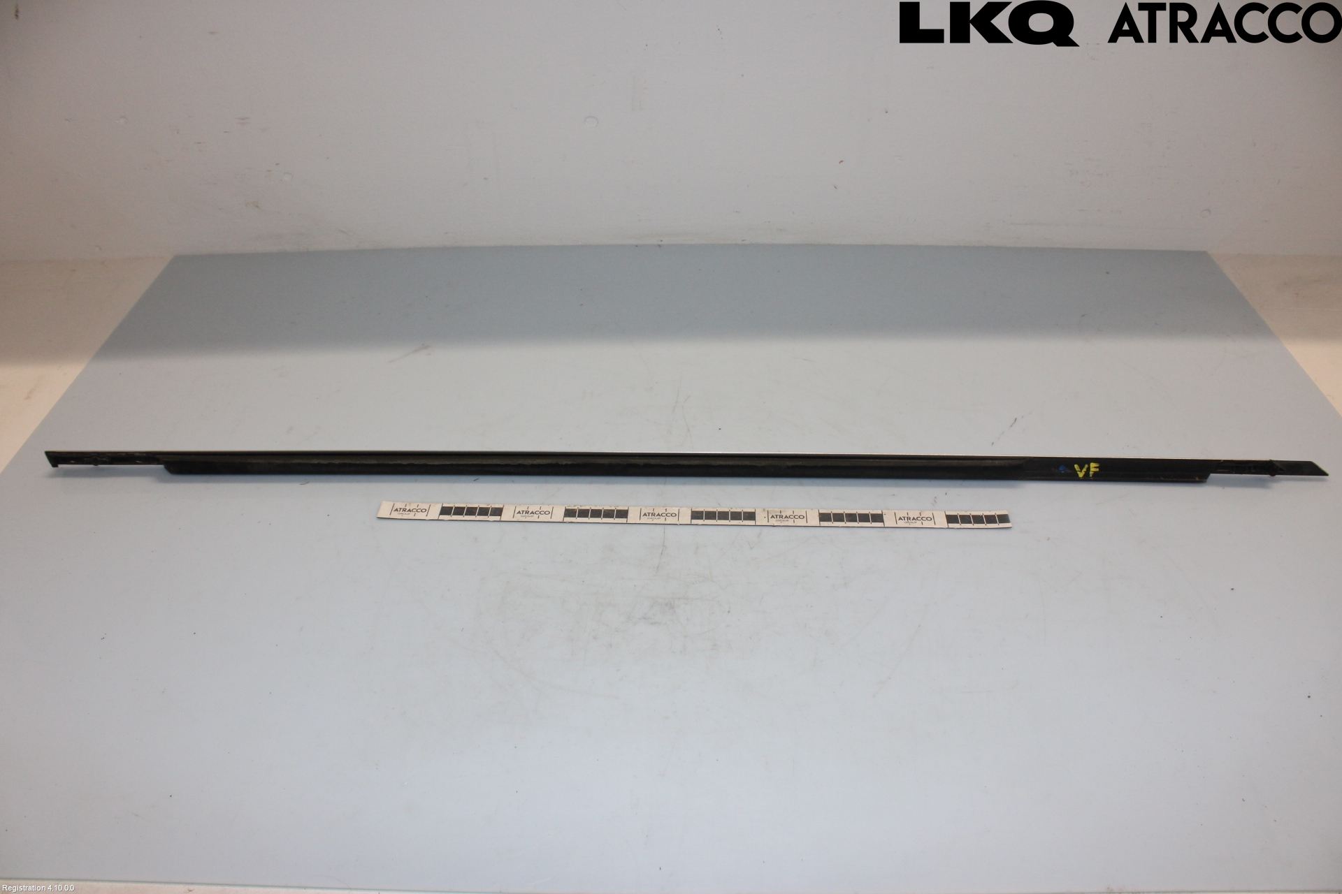 Jaguar F-PACE Dörr Dekorlist Fram Vä