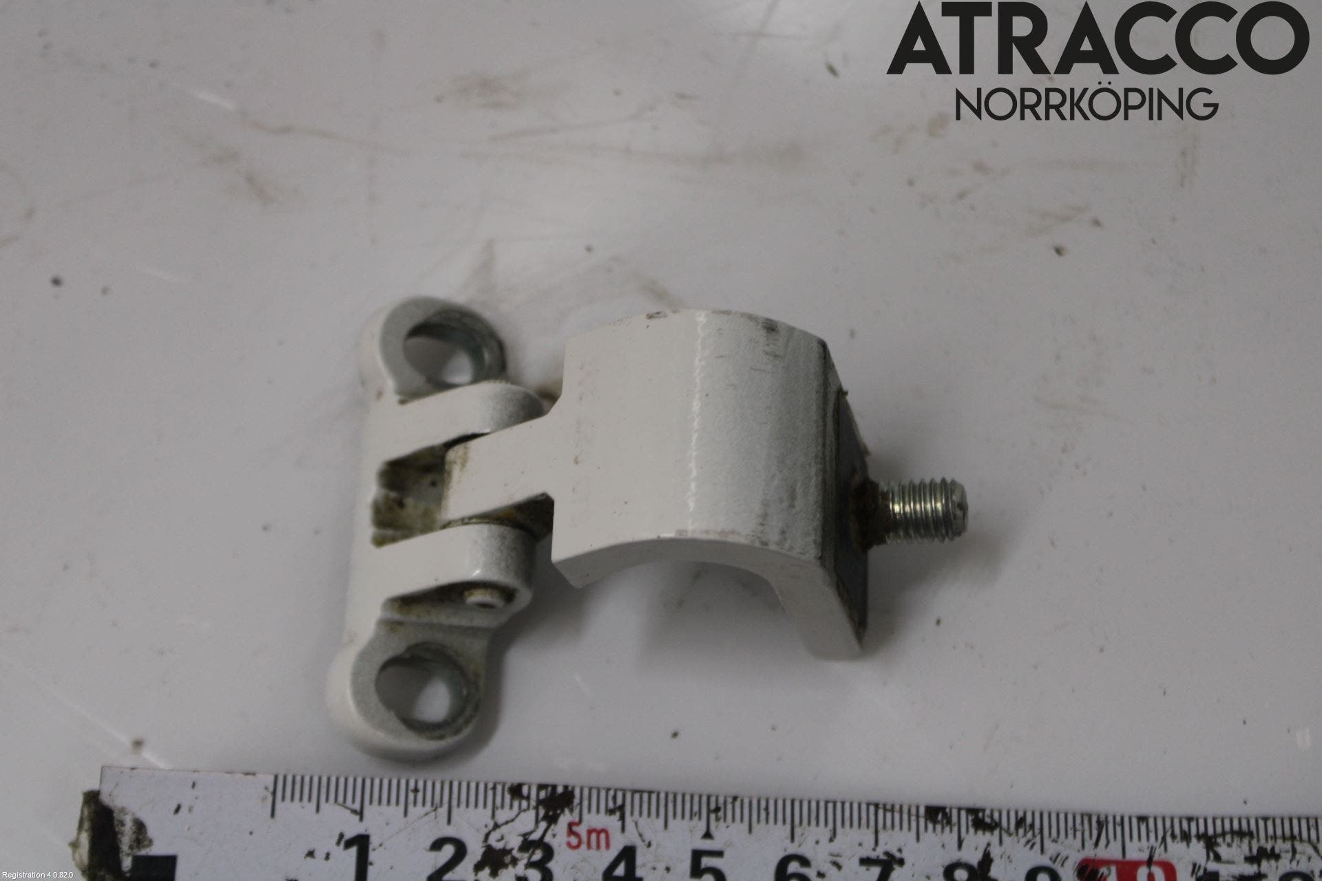 Skoda FABIA 07-14 Bakluckegångjärn Hö