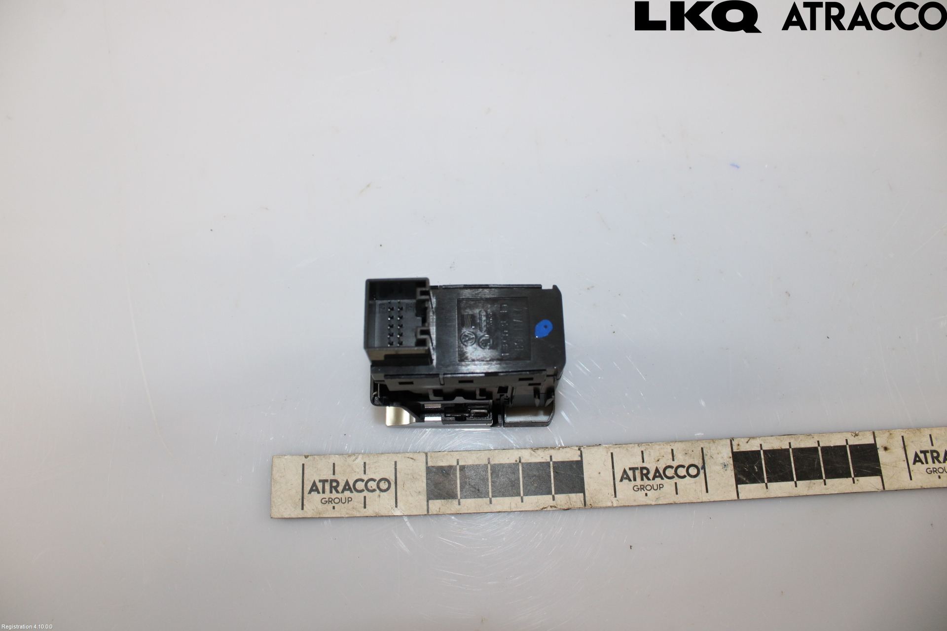 Volkswagen VW TOUAREG CR 18- Strömställare Parkeringsbroms
