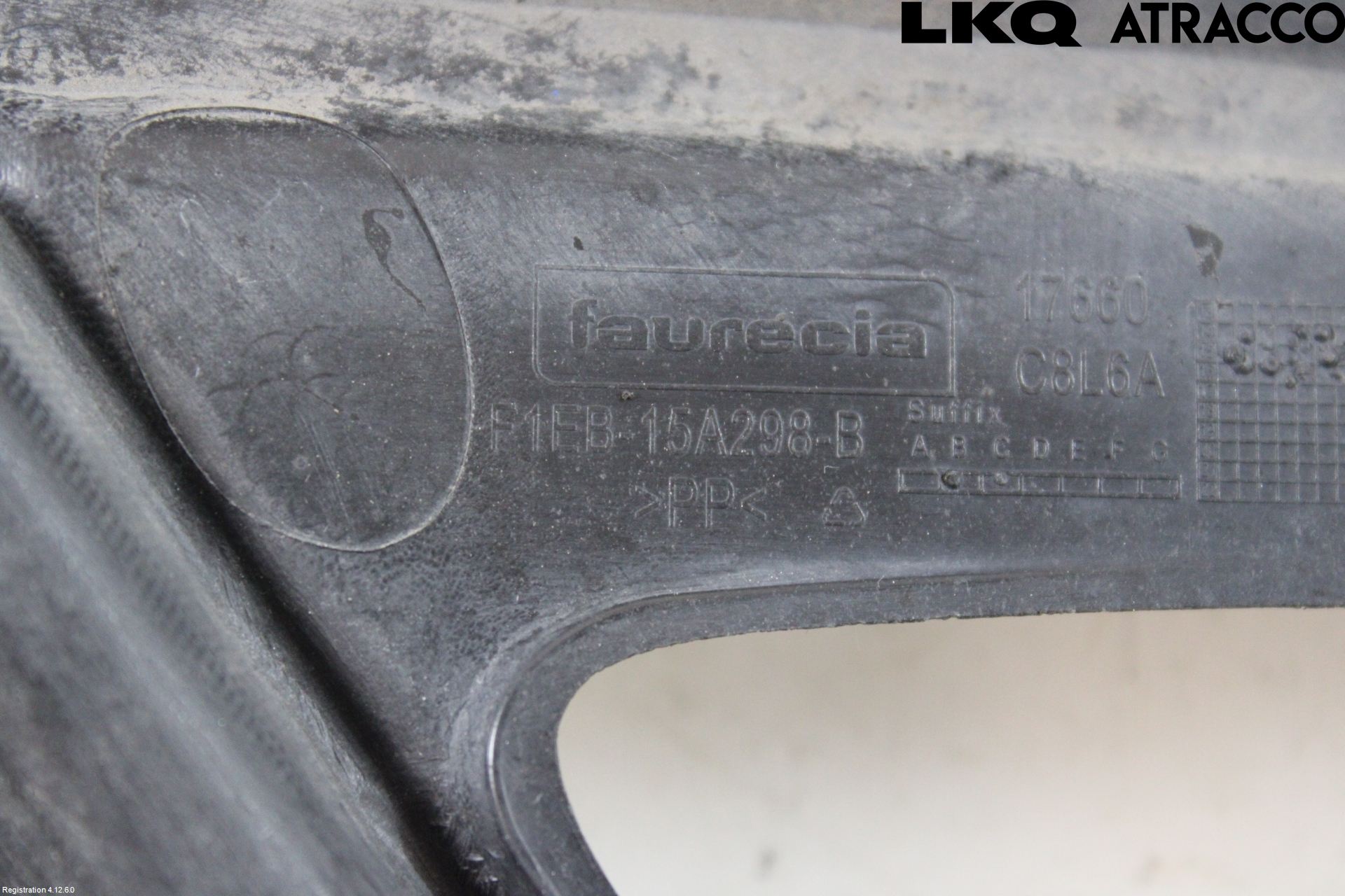 Ford FOCUS 15-18 Dimljussarg Fram