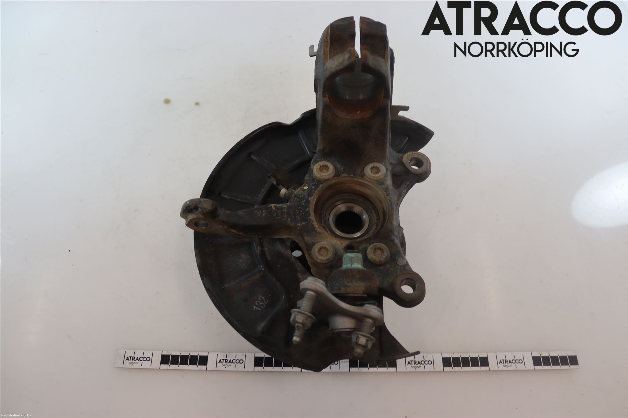 Volkswagen VW CADDY      04-10 Styrspindel Lagerhus Vä