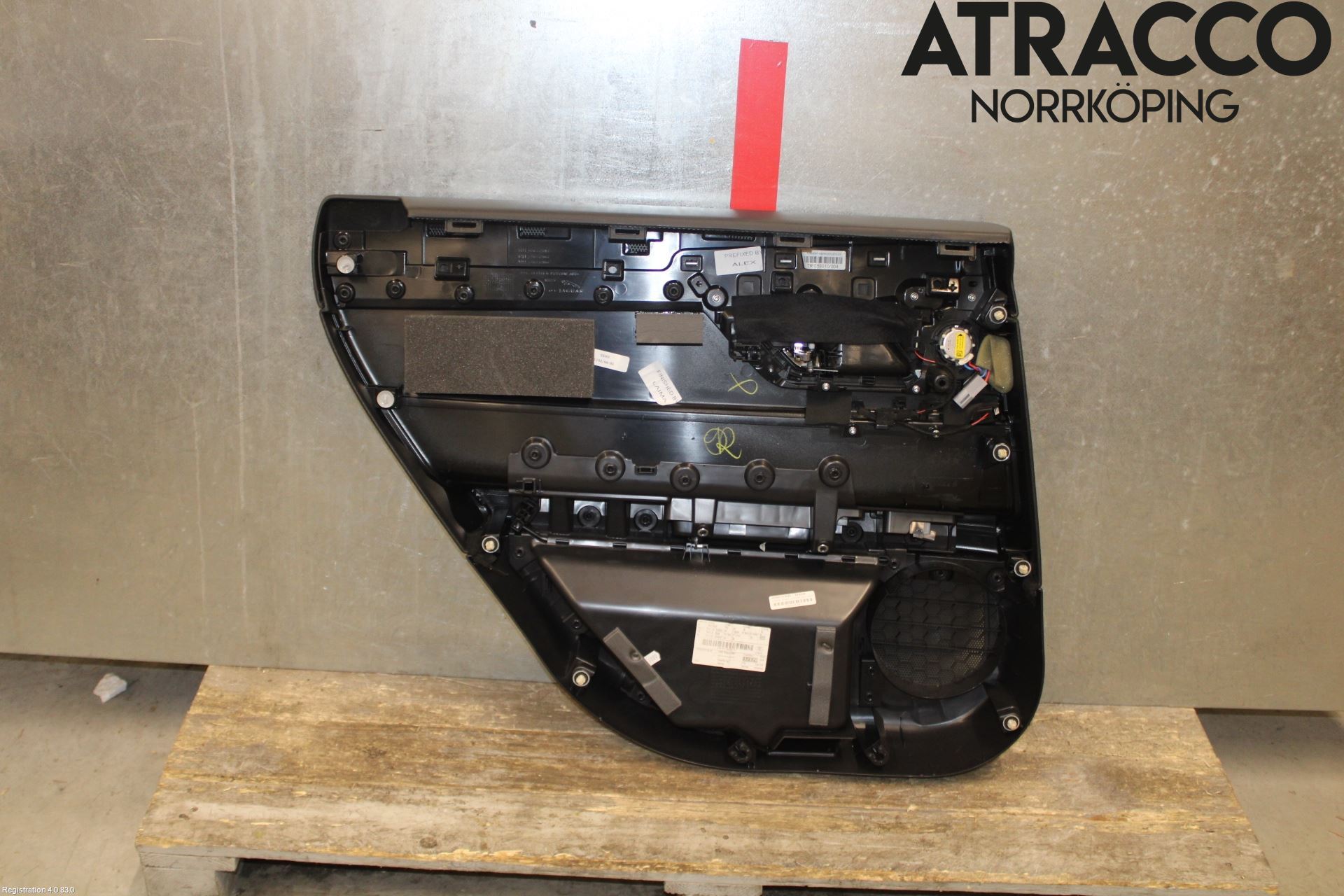 Jaguar XF (X260) 16-24 Dörrklädsel Hö