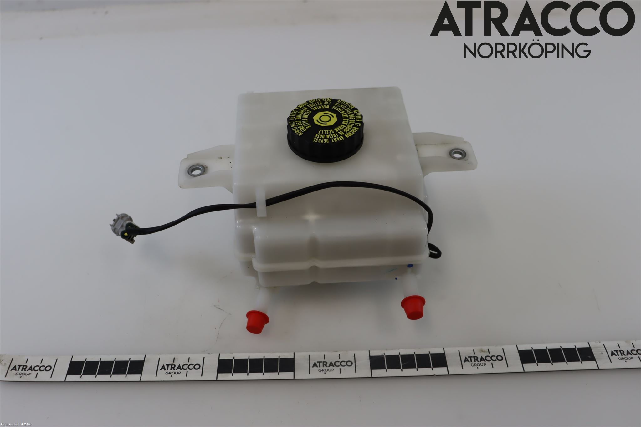 Toyota AURIS 13-19 Bromsvätskebehållare