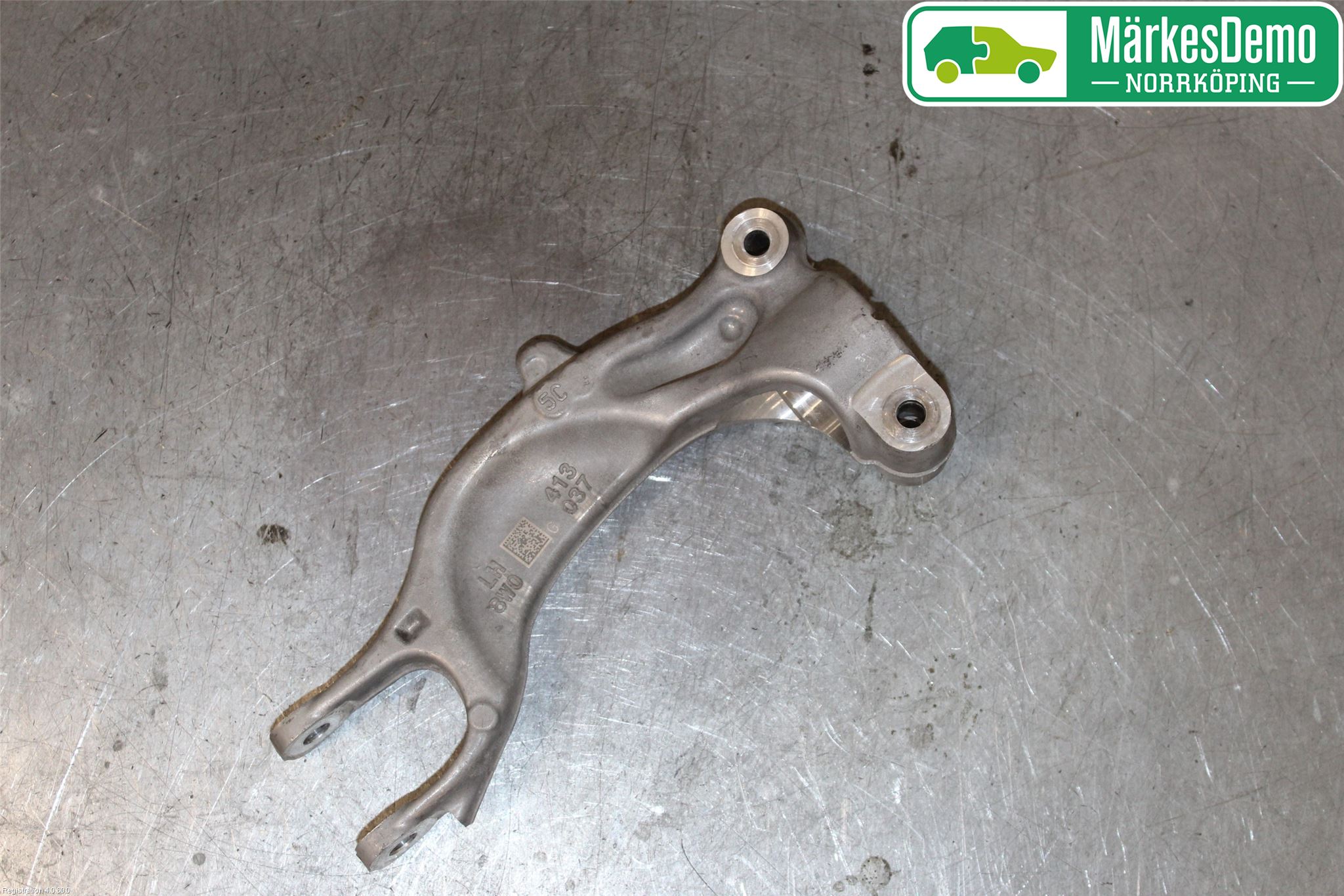 Audi A4/S4 B9 16-19 Fjäderben Fram Vänster