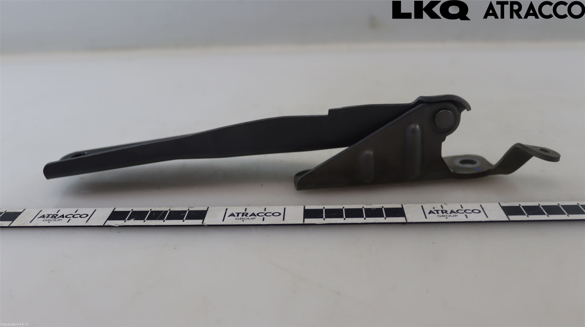 Subaru FORESTER SG 06- Huvgångjärn