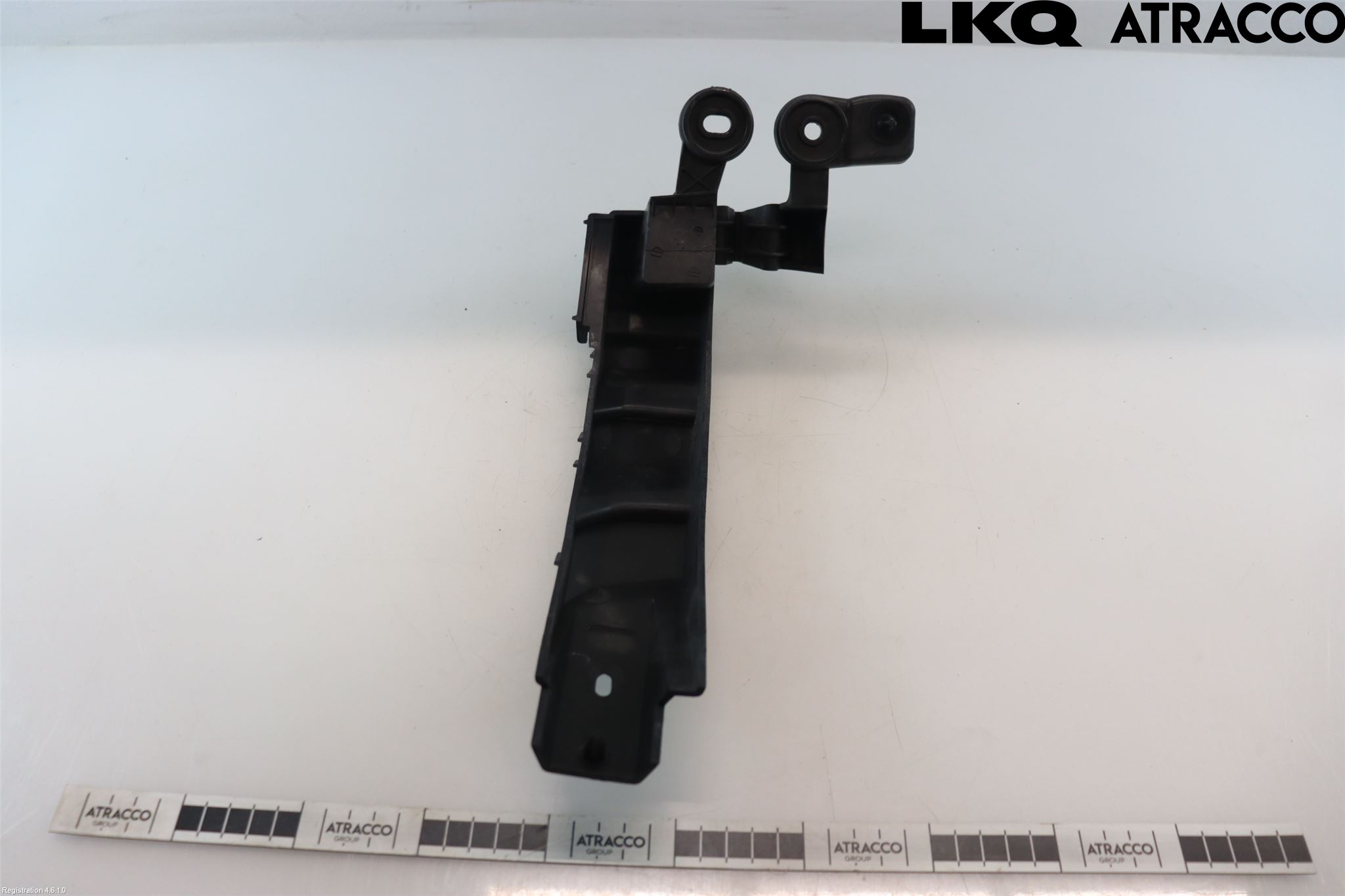 Jaguar F-PACE Stötfångarfäste Bak Hö