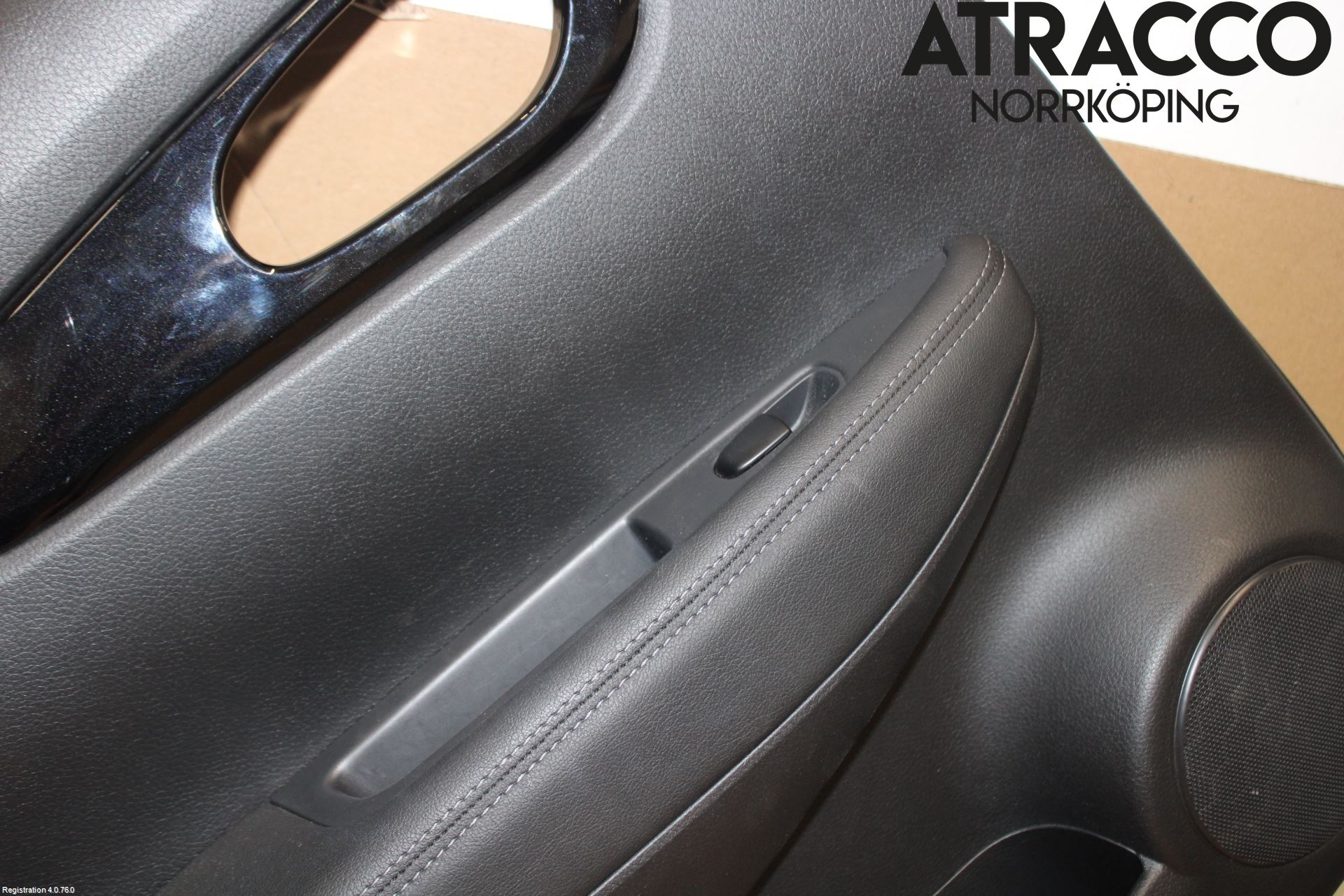 Nissan QASHQAI 14-17 Dörrklädsel Vä