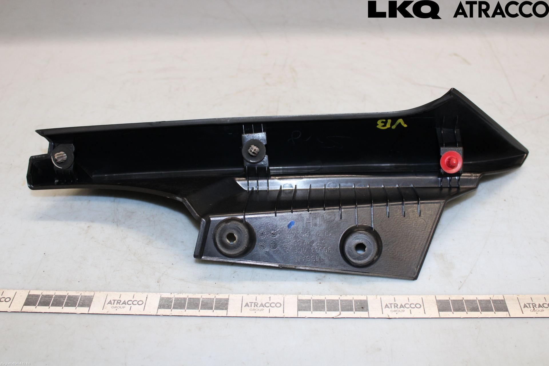 Nissan X-TRAIL 14-21 Spoiler Baklucka
