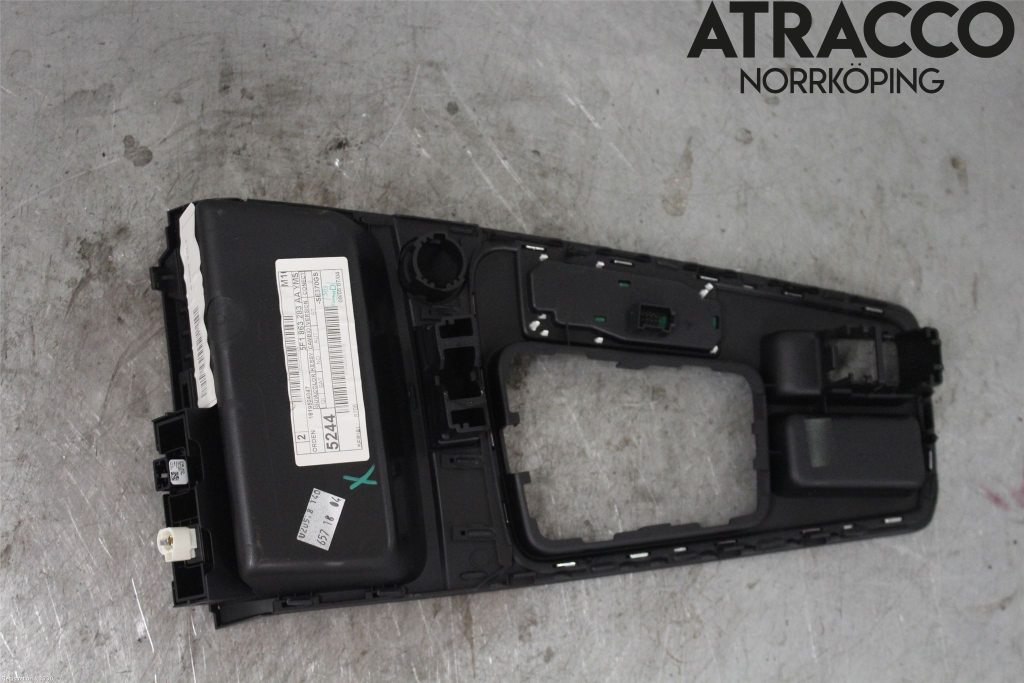 Seat LEON 13-20 Instrumentkonsoll Mitt