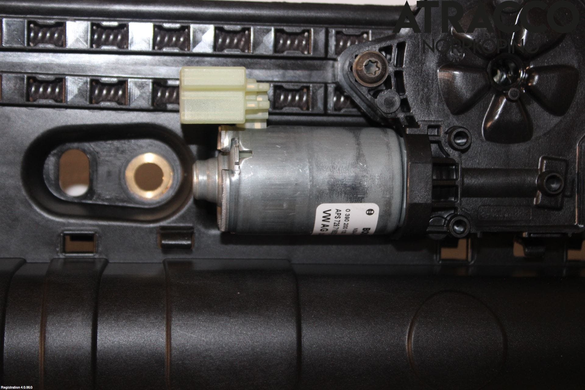 Volkswagen VW TIGUAN 16-24 Taklucka