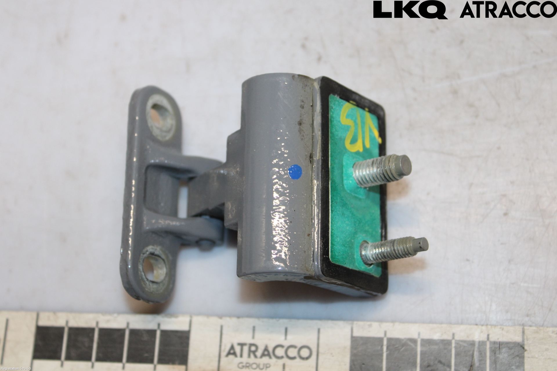 Volkswagen VW ID.4 21- Bakluckegångjärn Vä