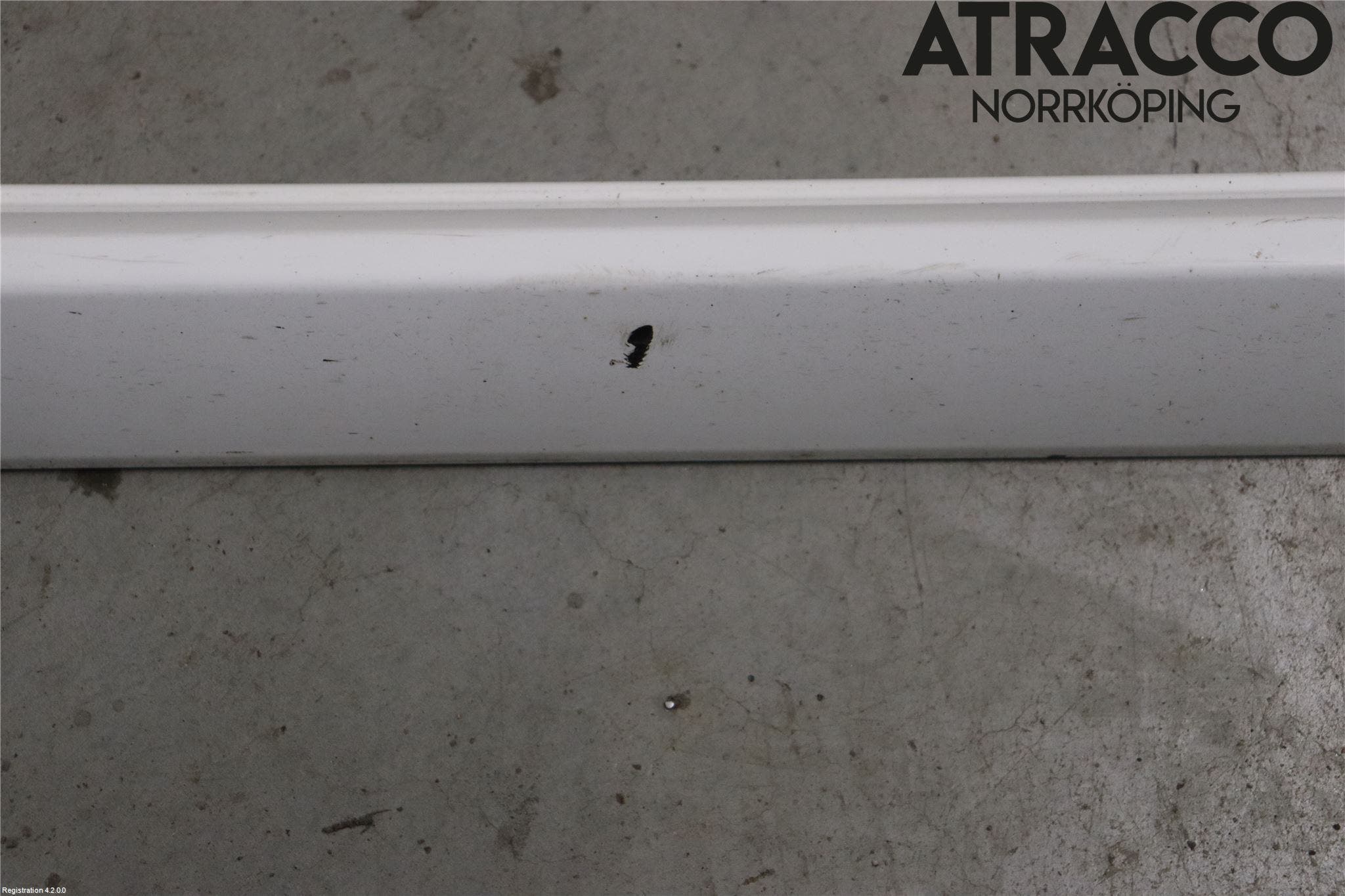 Audi A4/S4 B9 20- Sidokjol Hö