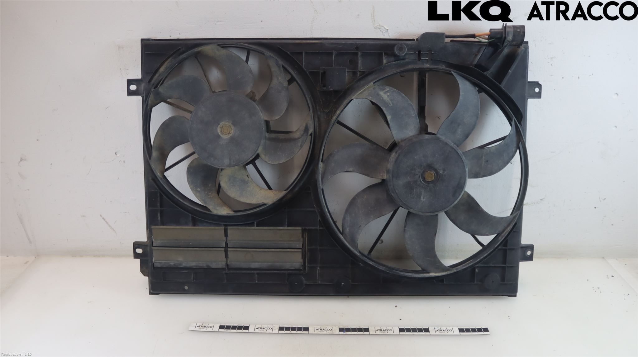 Volkswagen VW CADDY      04-10 Kylfläkt El