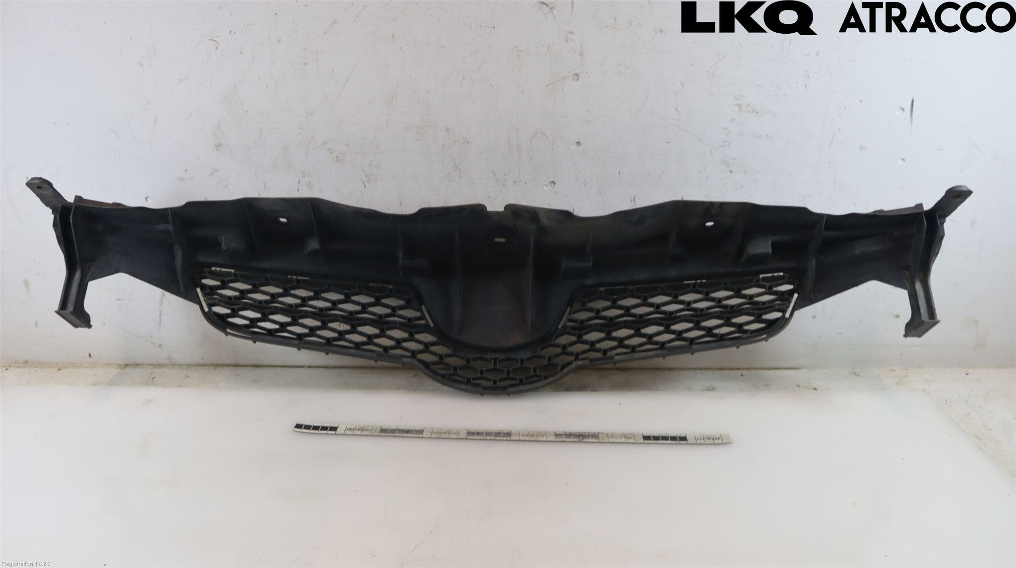 Toyota AURIS 07-09 Grill Komp