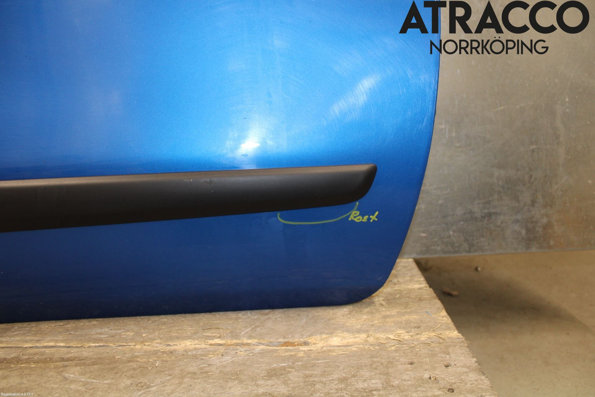 Nissan NOTE E11 06-14 Dörr Fram Höger