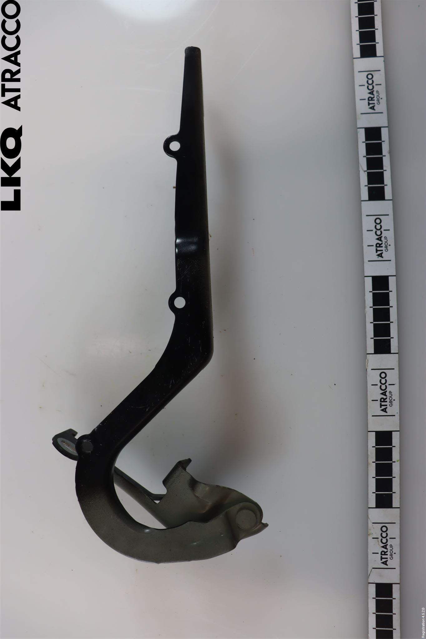 Peugeot 2008 13-20 Huvgångjärn