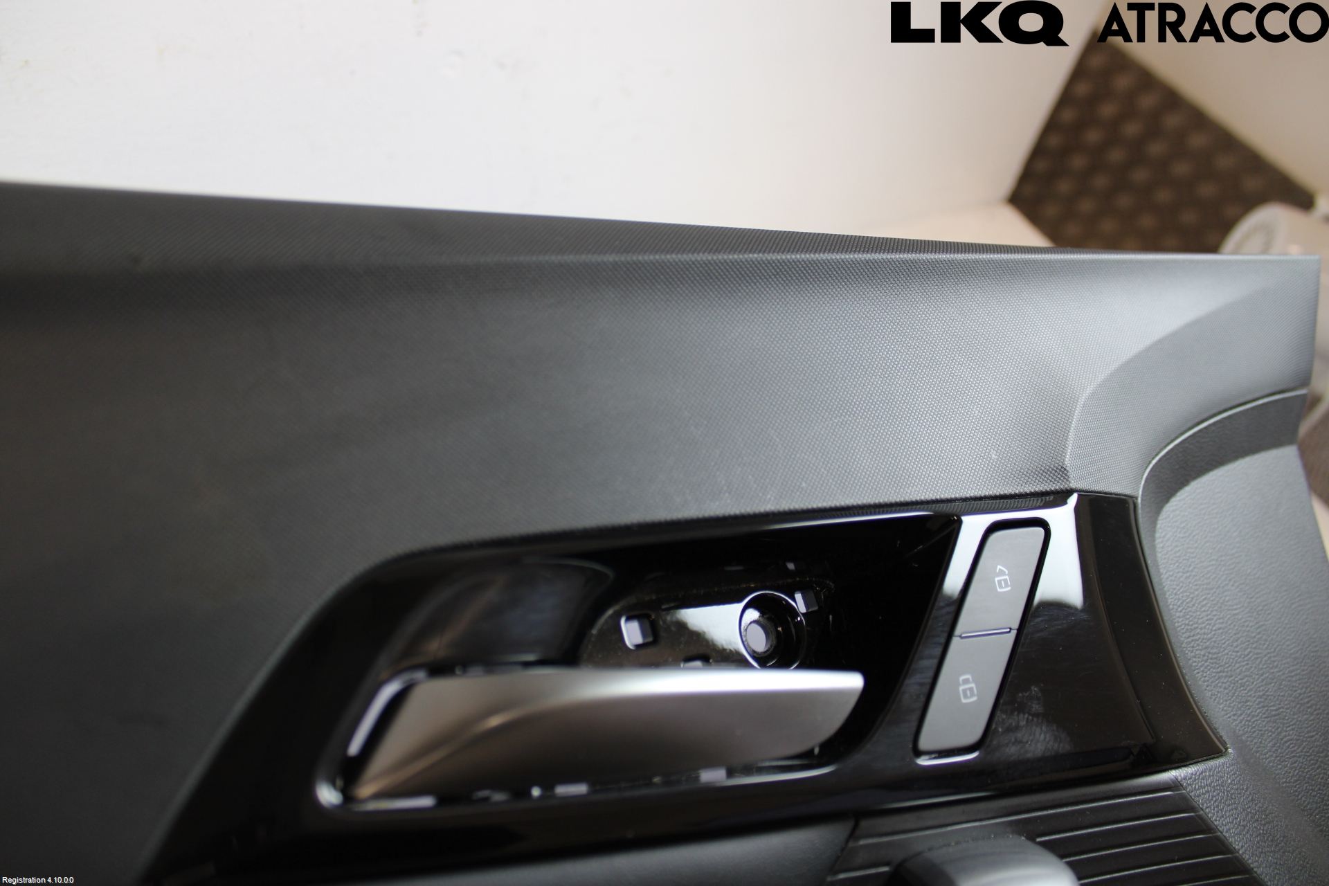 MG 4 23- Dörrklädsel Vä