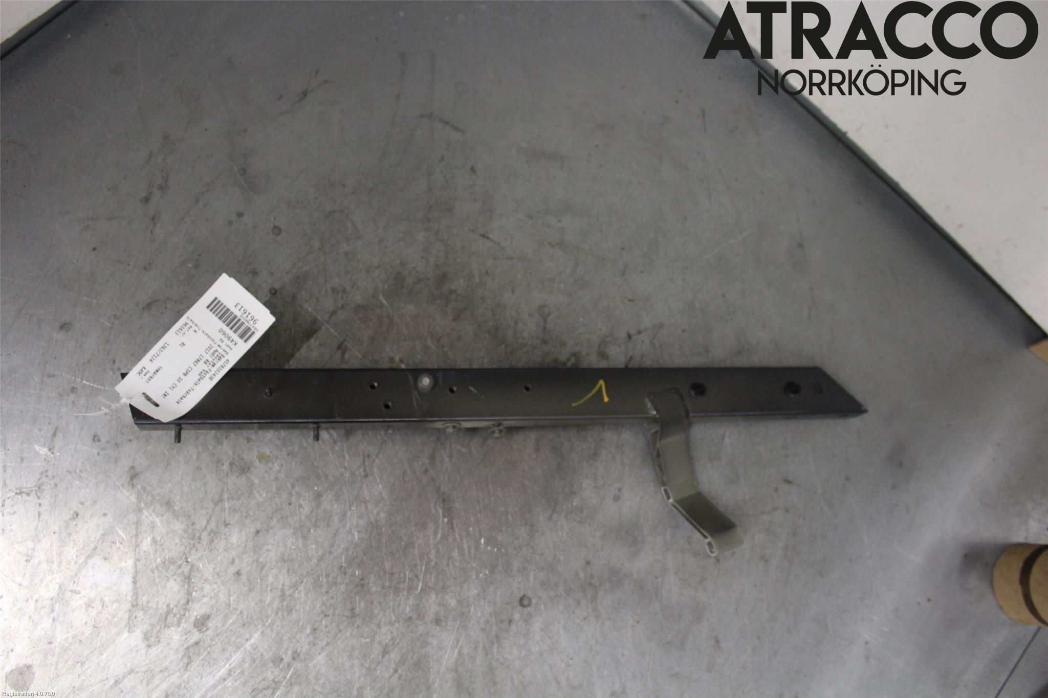 Audi R8 Bakram-Fästbalk